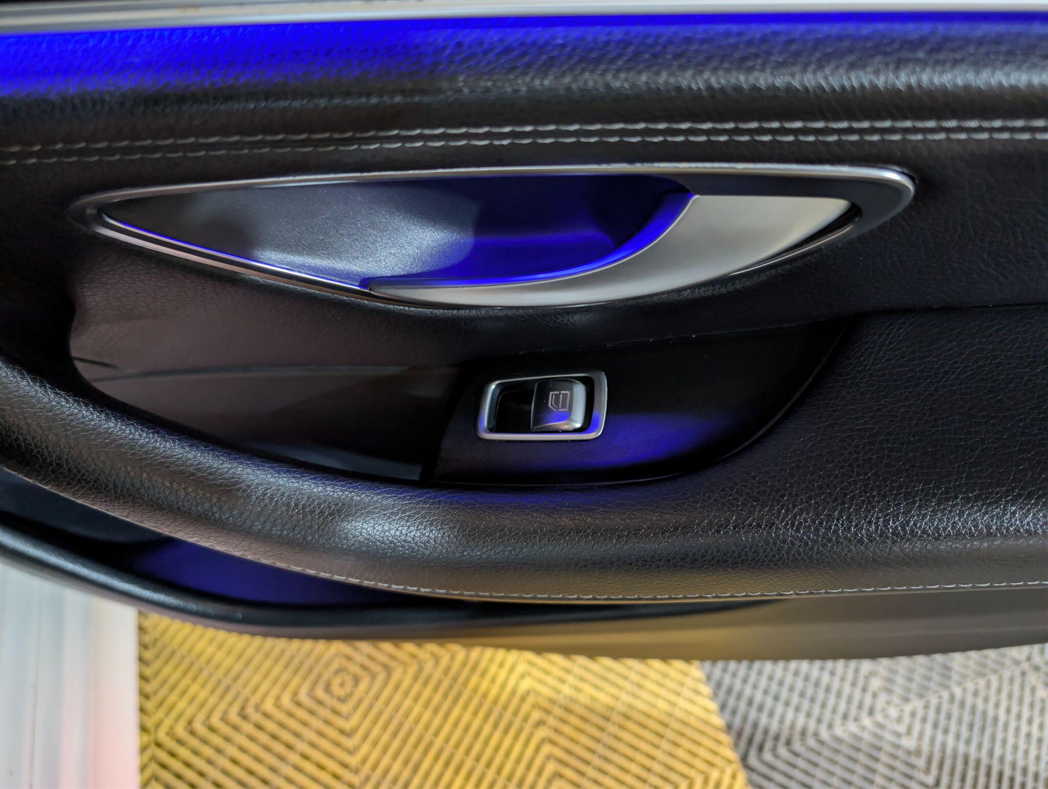 Mercedes-Benz E Class view 72