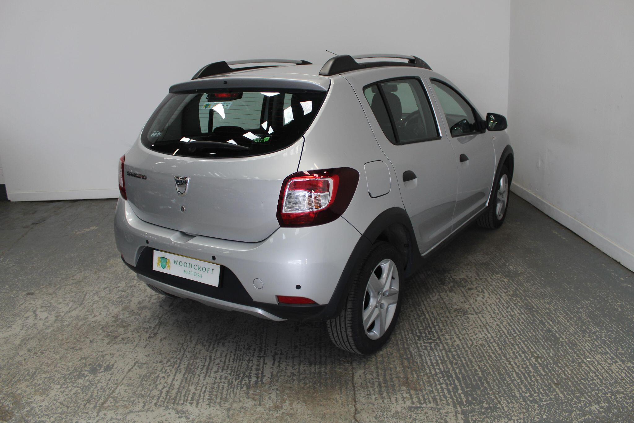 Dacia Sandero view 8
