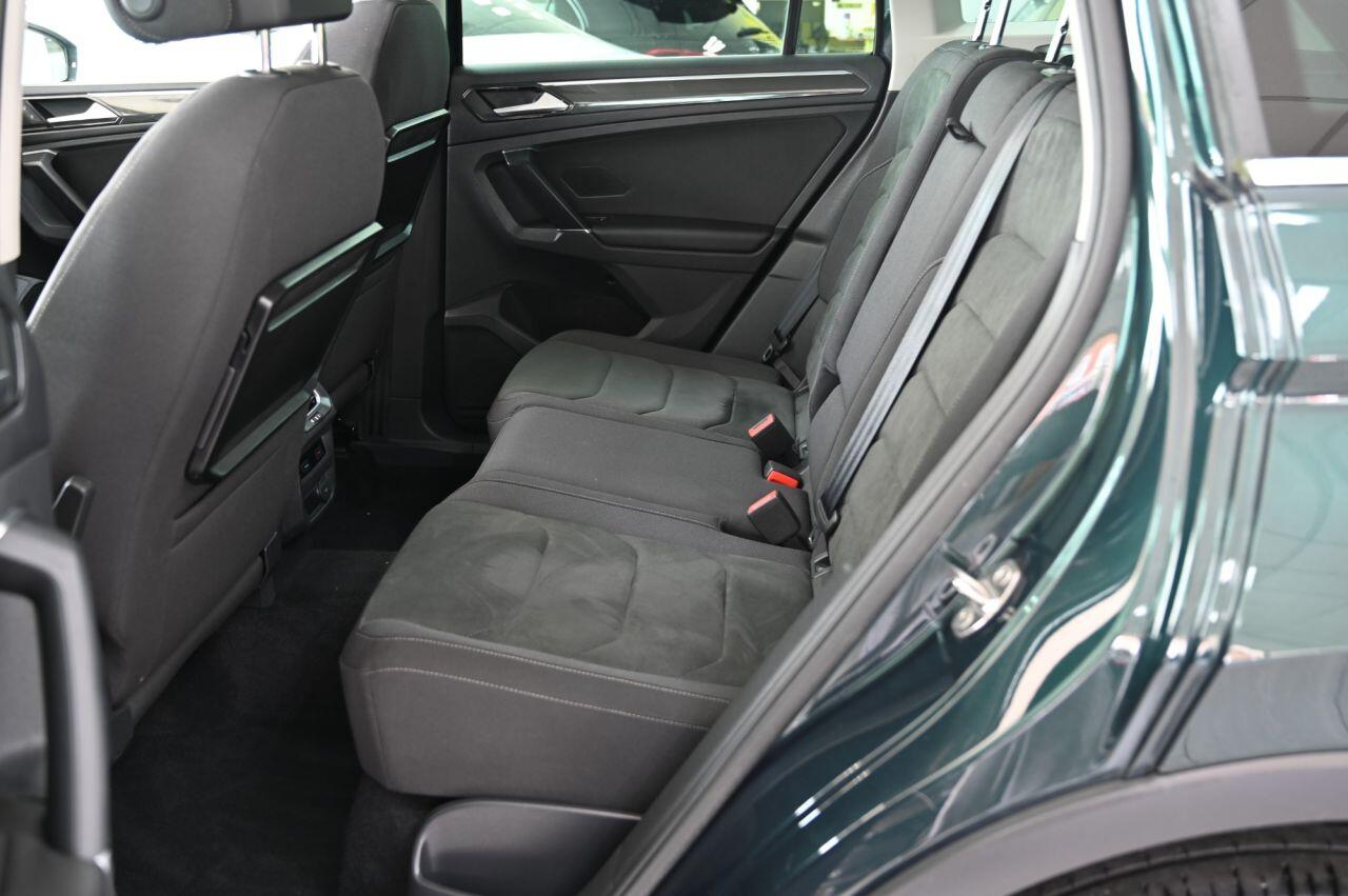 Volkswagen Tiguan view 15