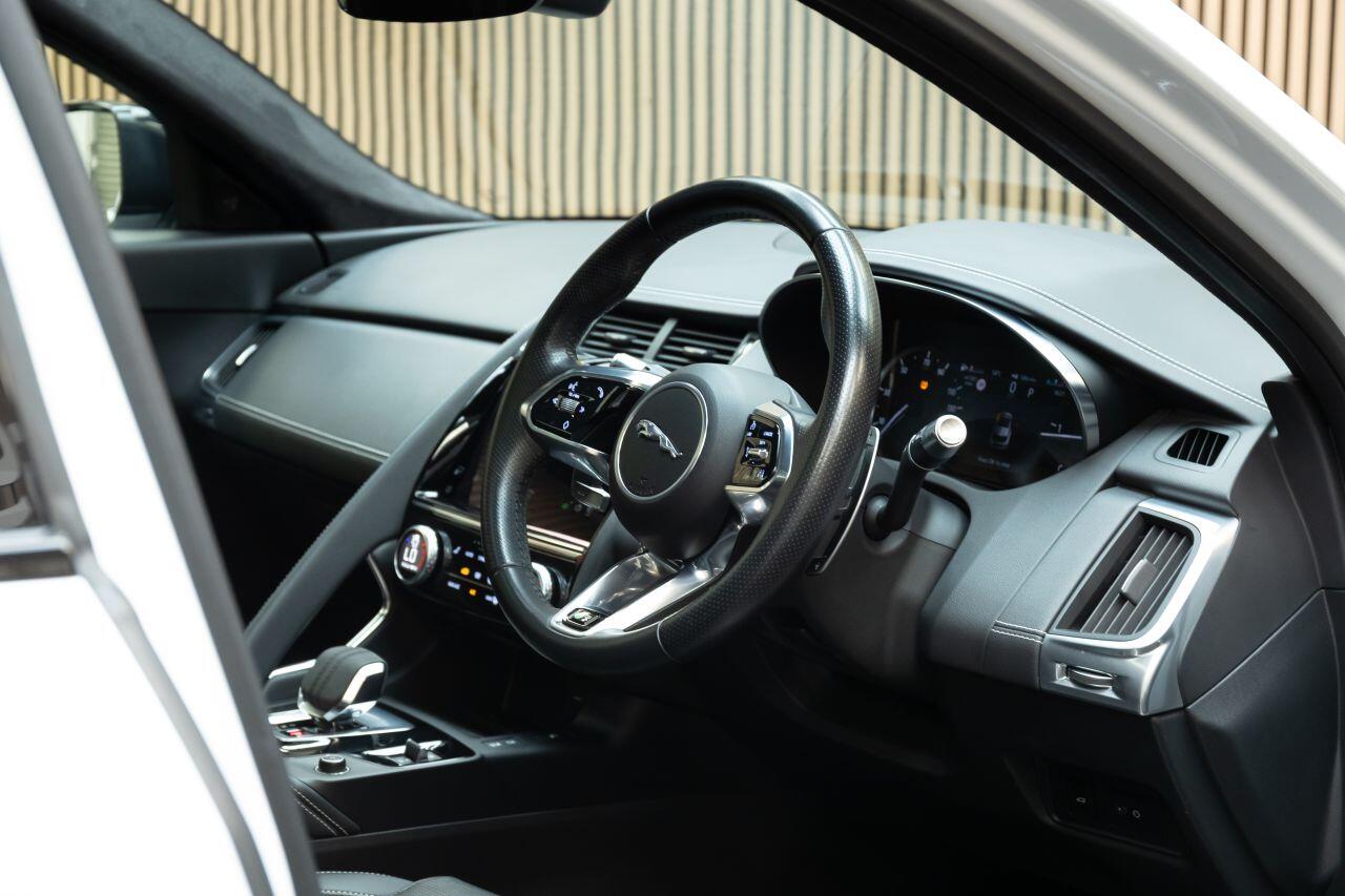 Jaguar E-Pace view 42