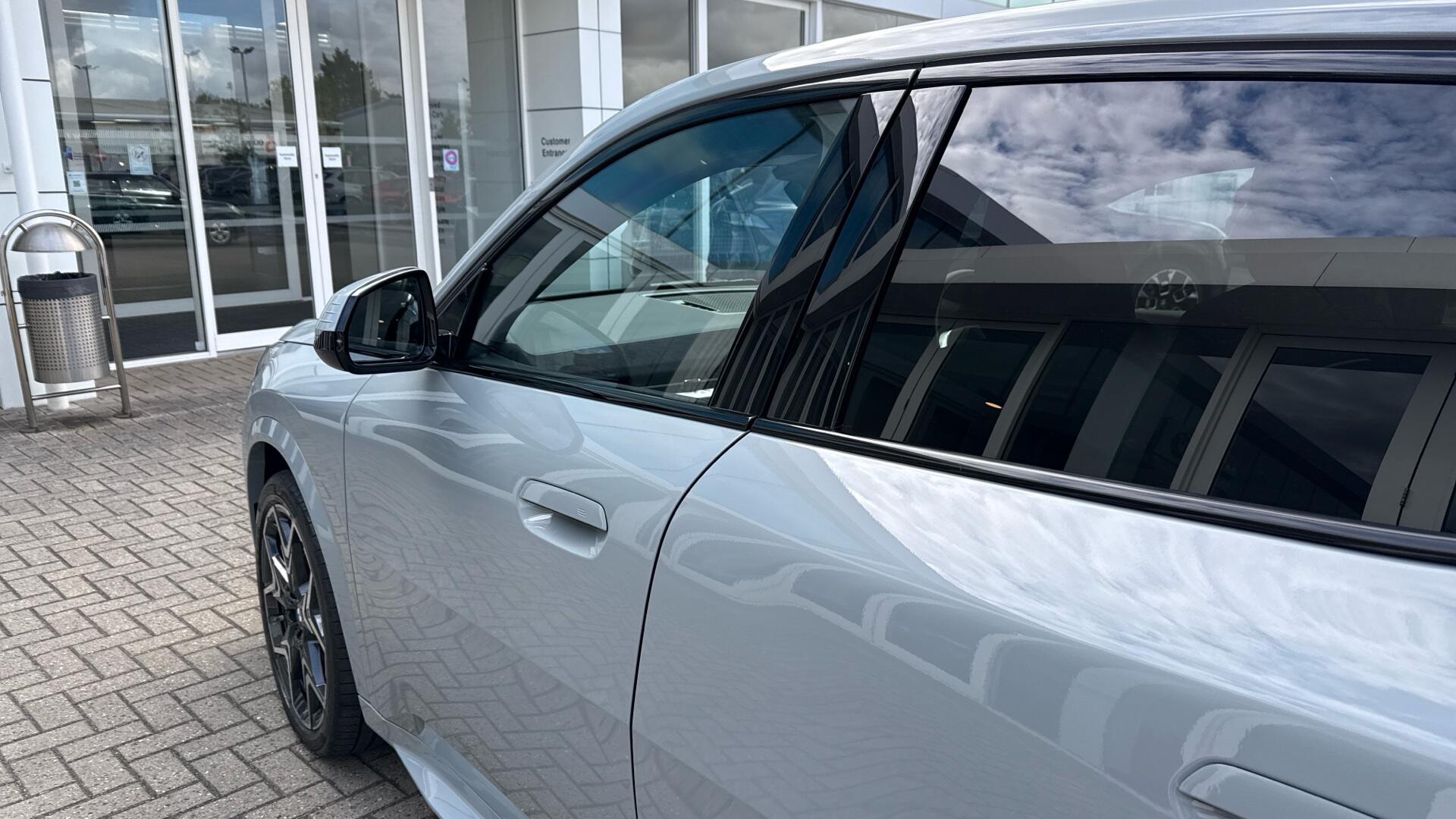 BMW iX2 view 35