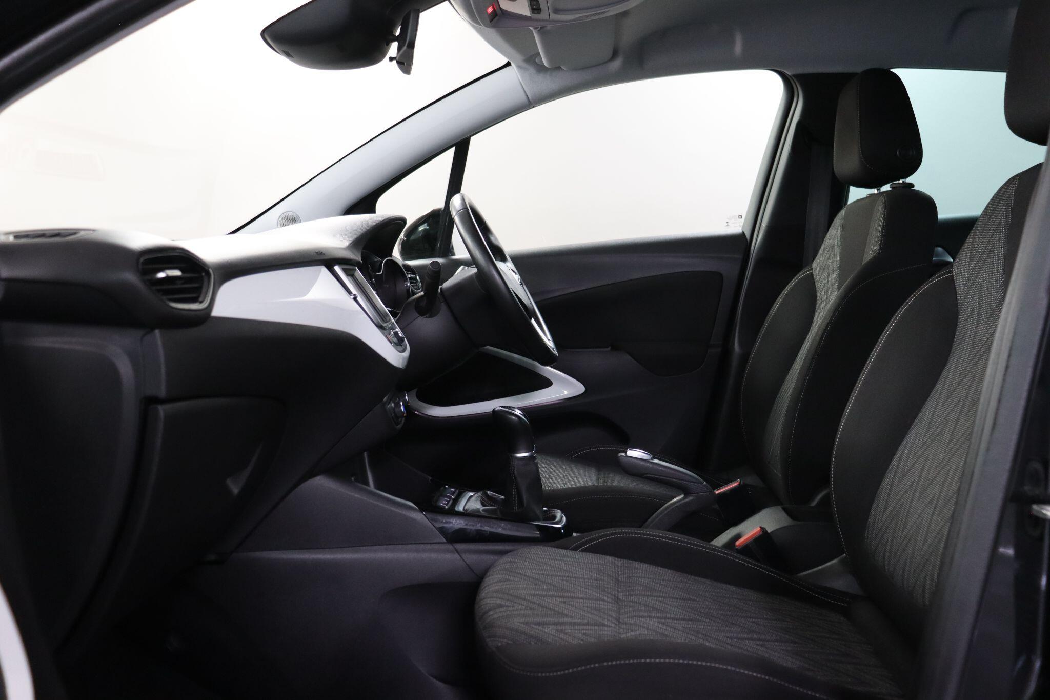 Vauxhall Crossland X view 40