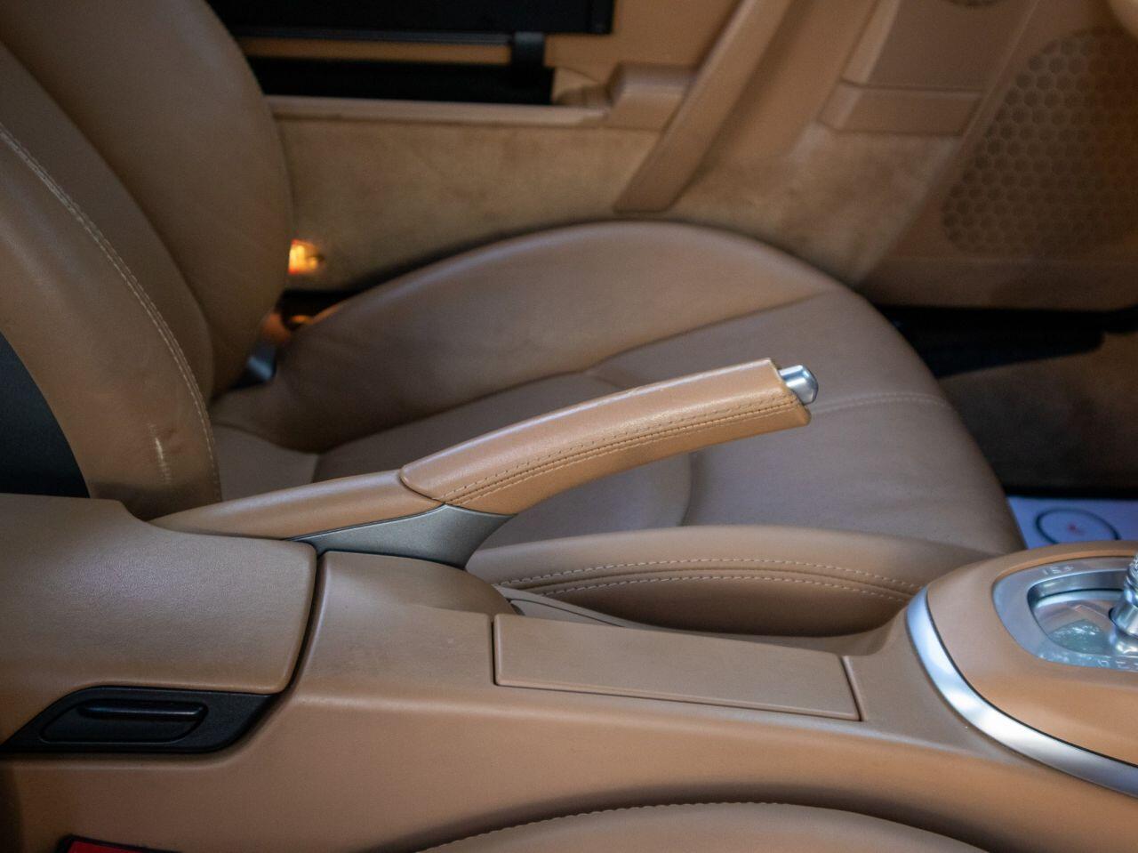 Porsche 911 view 36