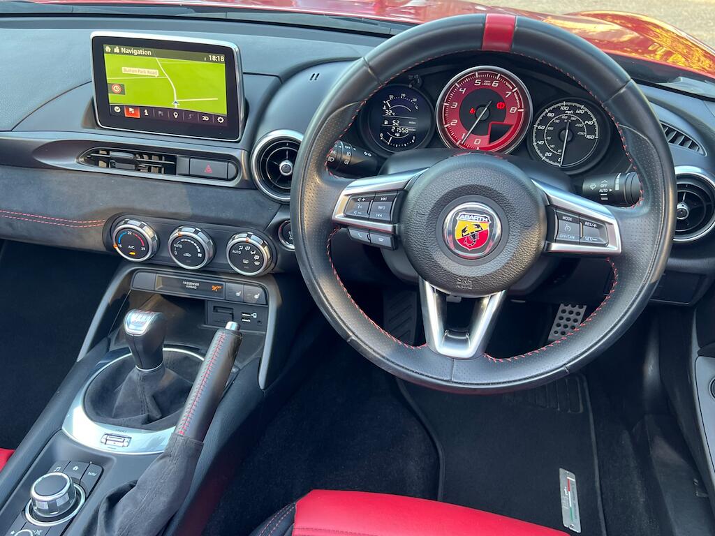 Abarth 124 Spider view 16