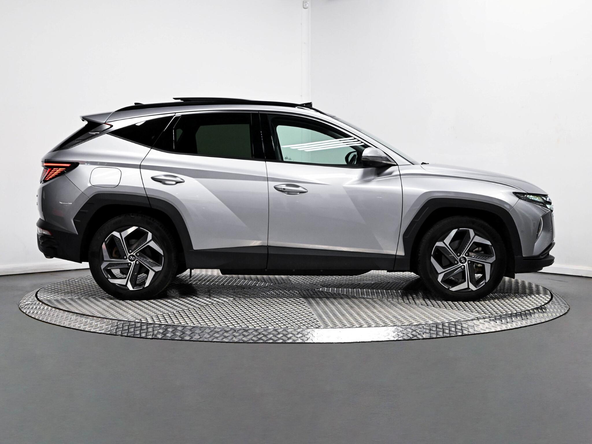 Hyundai Tucson view 8