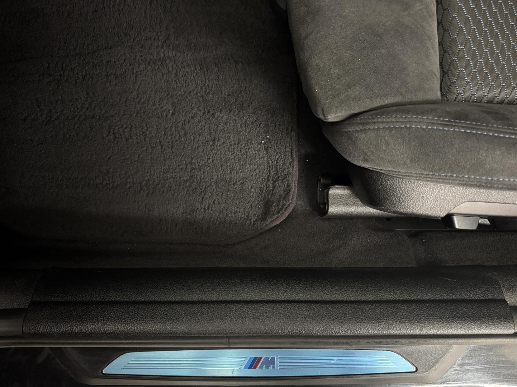 BMW 3 Series view 78