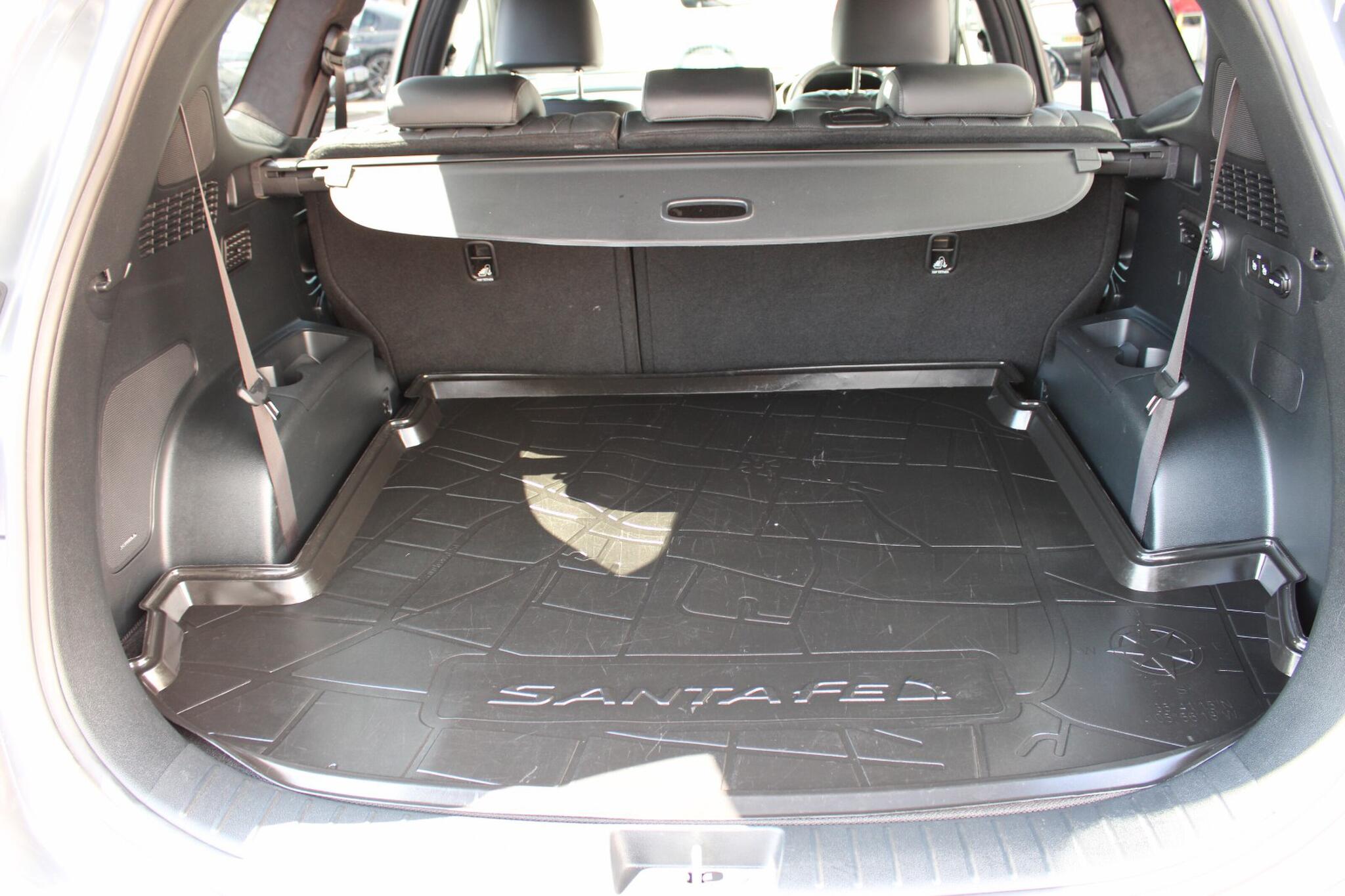 Hyundai Santa Fe view 7