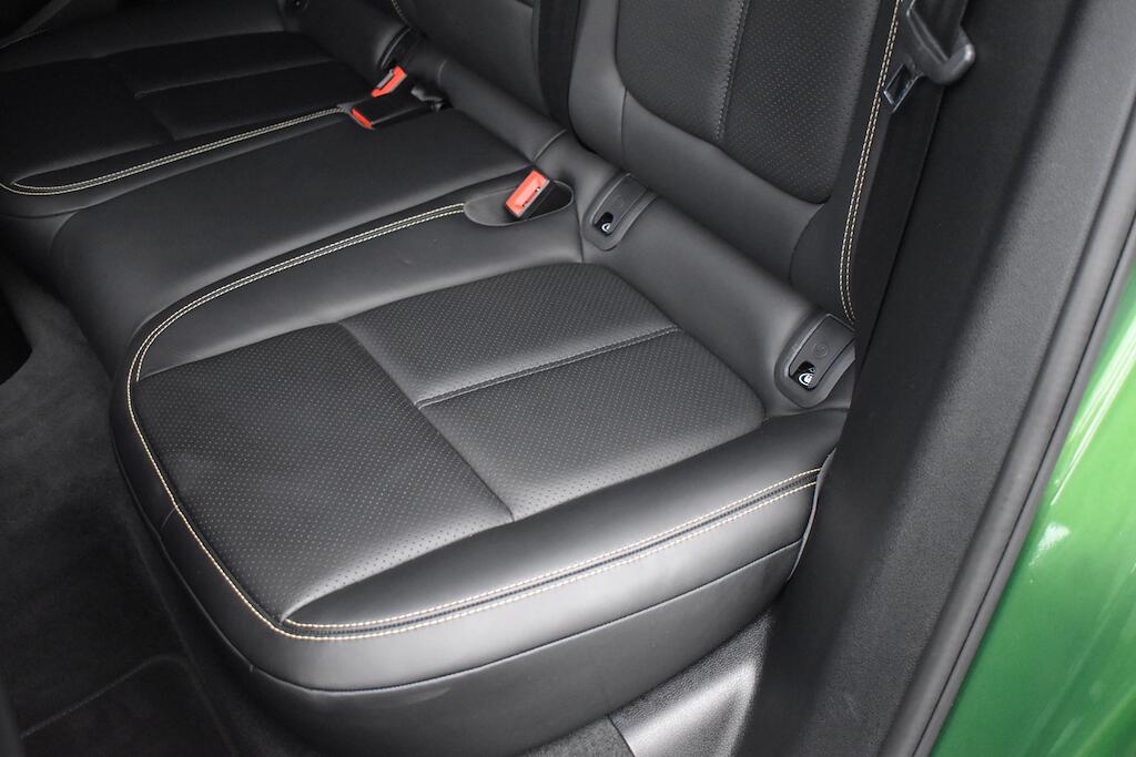Porsche Macan view 54