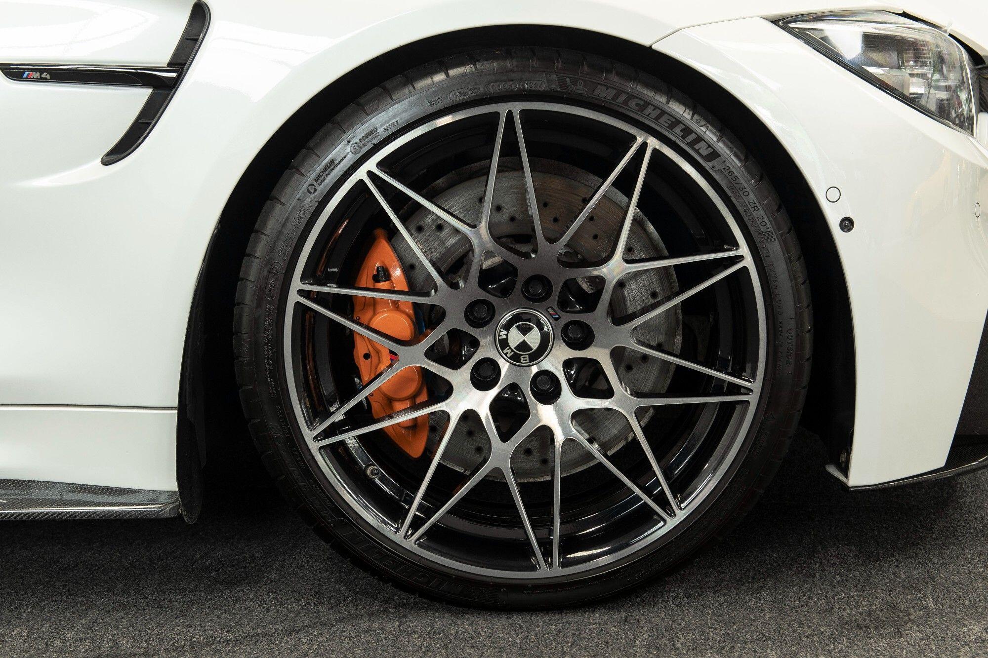 BMW M4 view 33