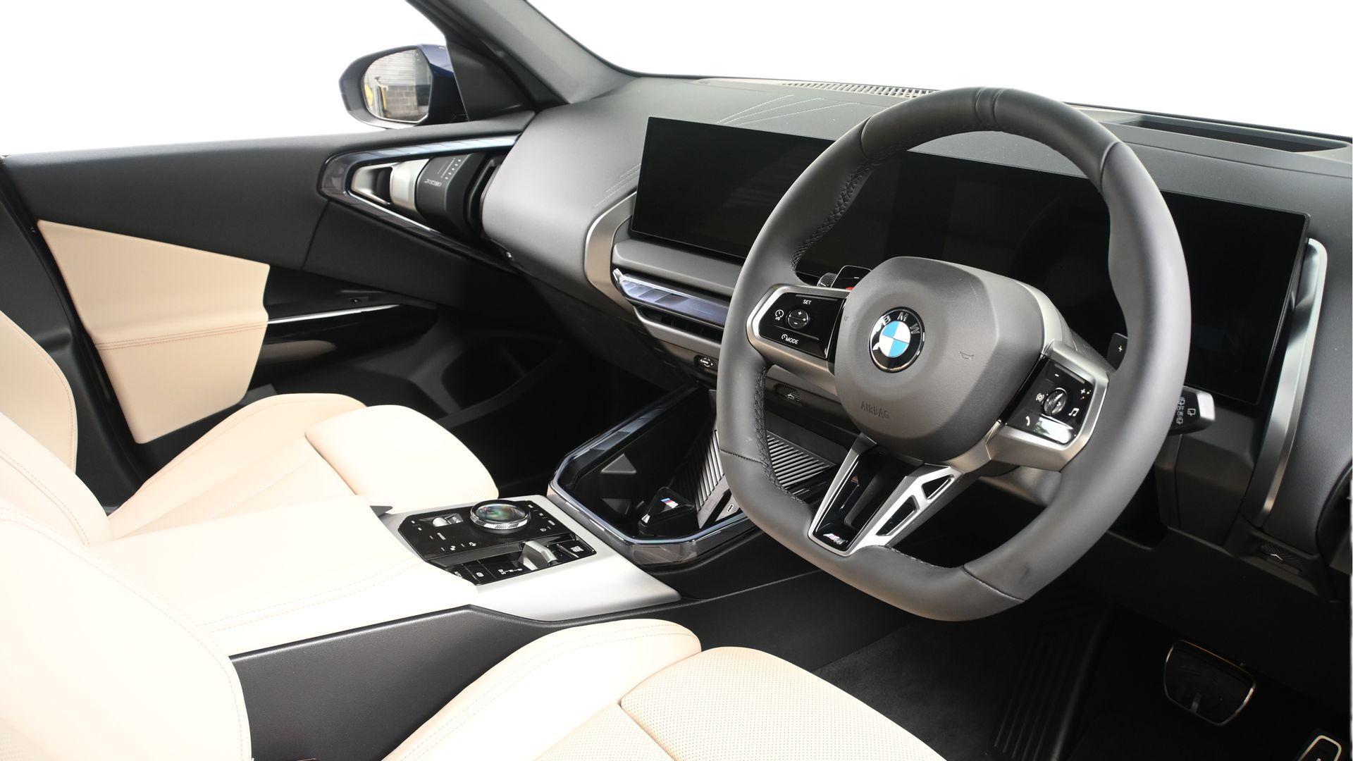 BMW X3 view 6
