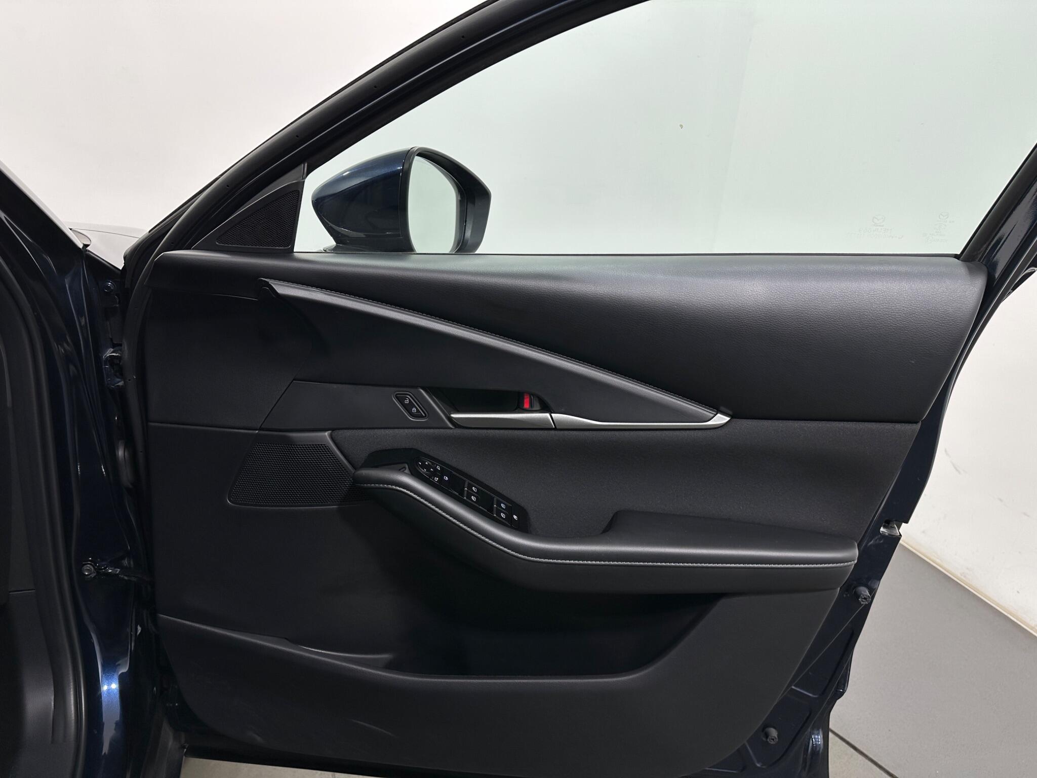 Mazda E-Skyactiv view 34