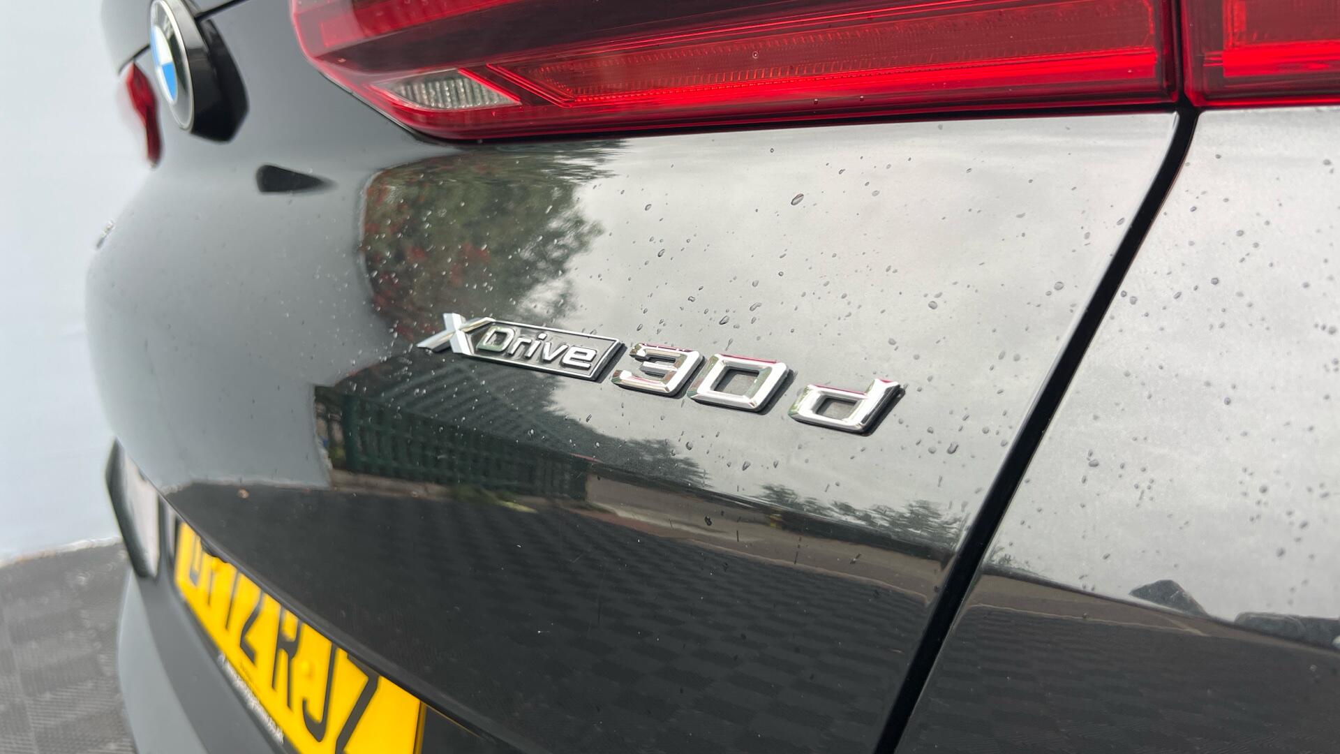 BMW X6 view 29