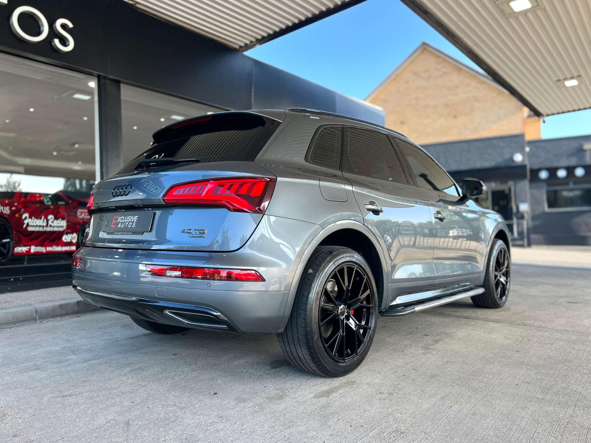 Audi Q5 view 3