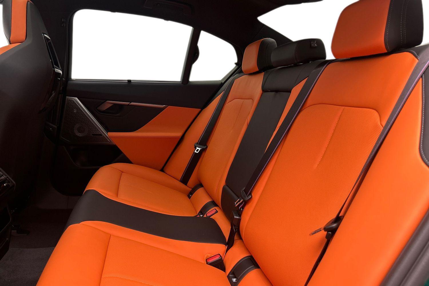 BMW M5 view 12
