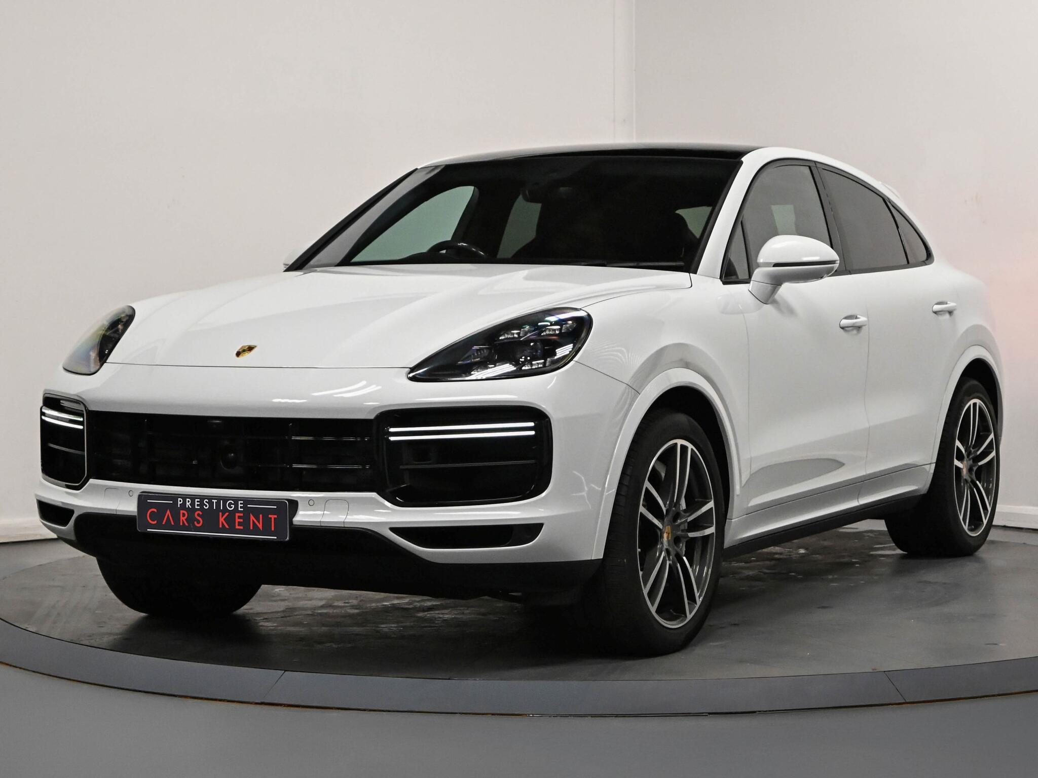 Porsche Cayenne view 6