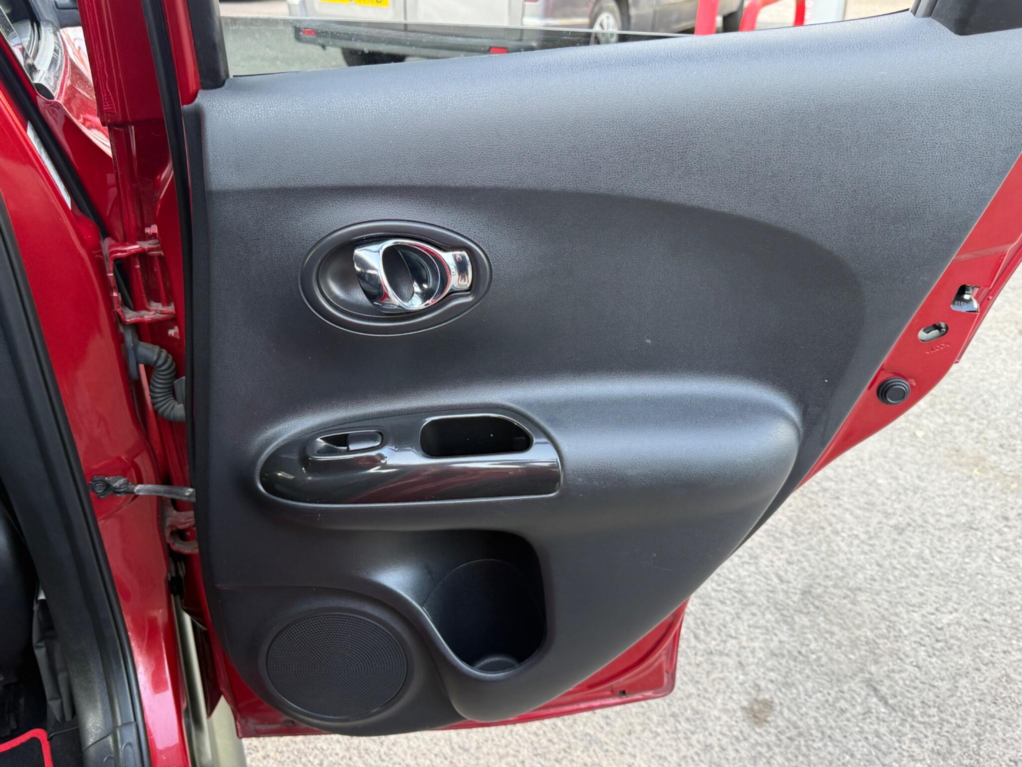 Nissan Juke - Image 25