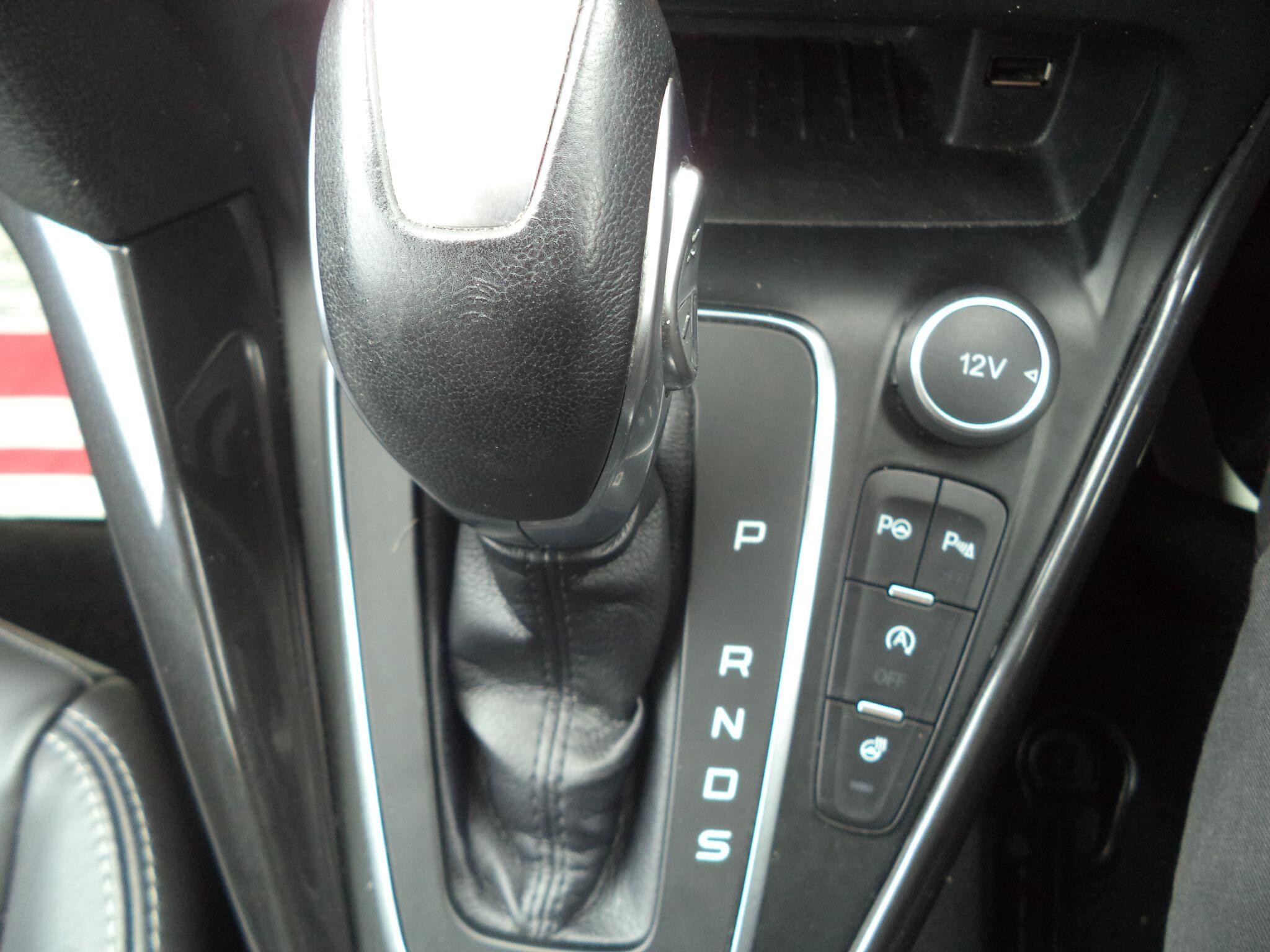 Ford Focus view 51