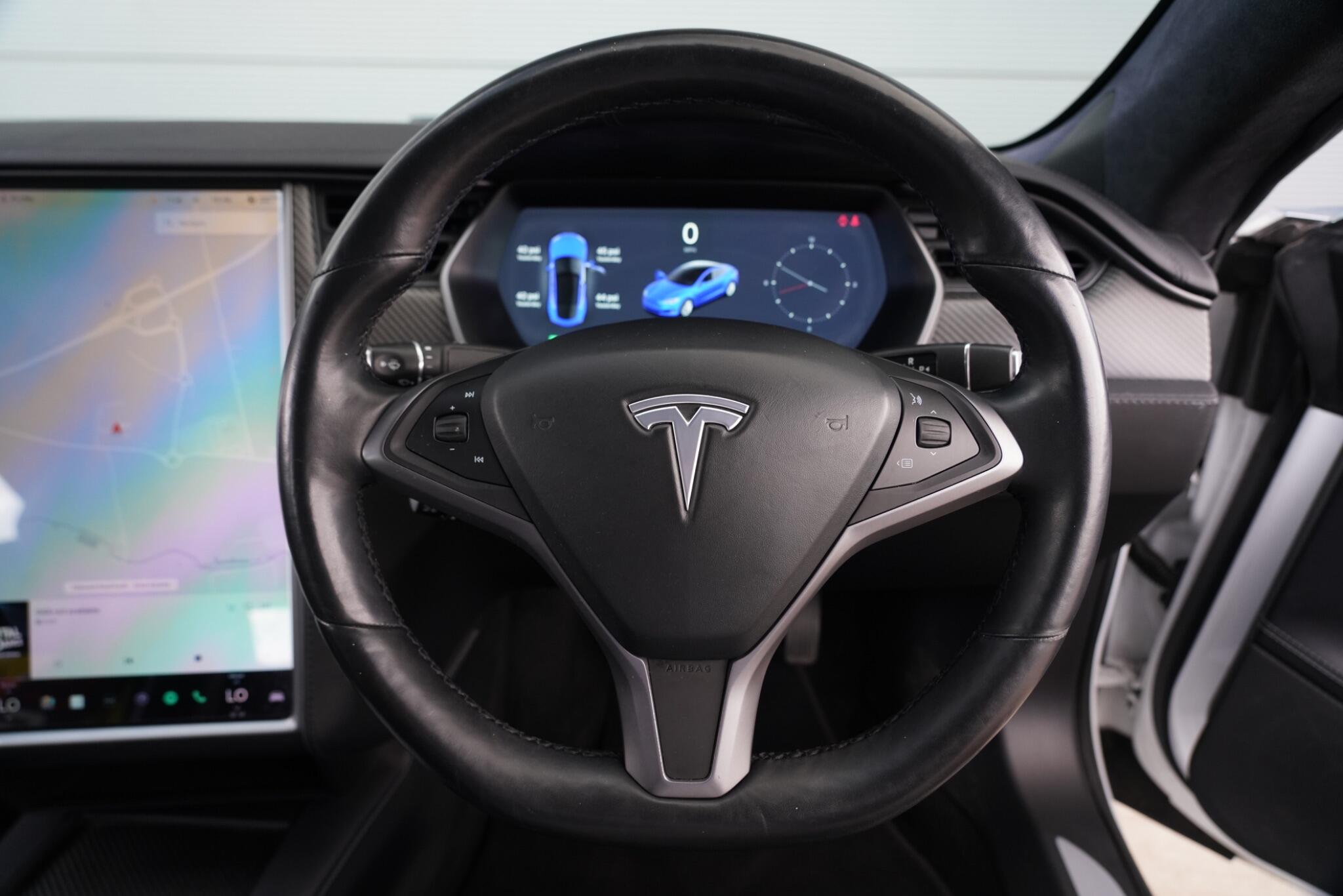 Tesla Model S view 14