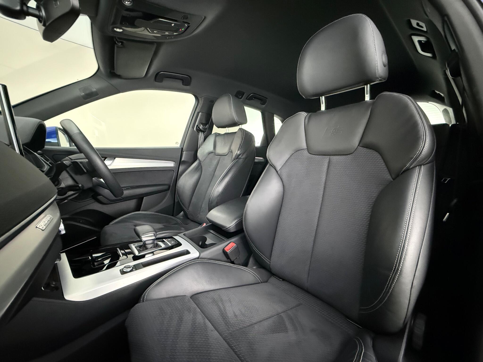 Audi Q5 view 28