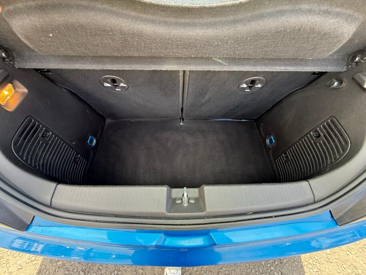 Vauxhall Adam view 22