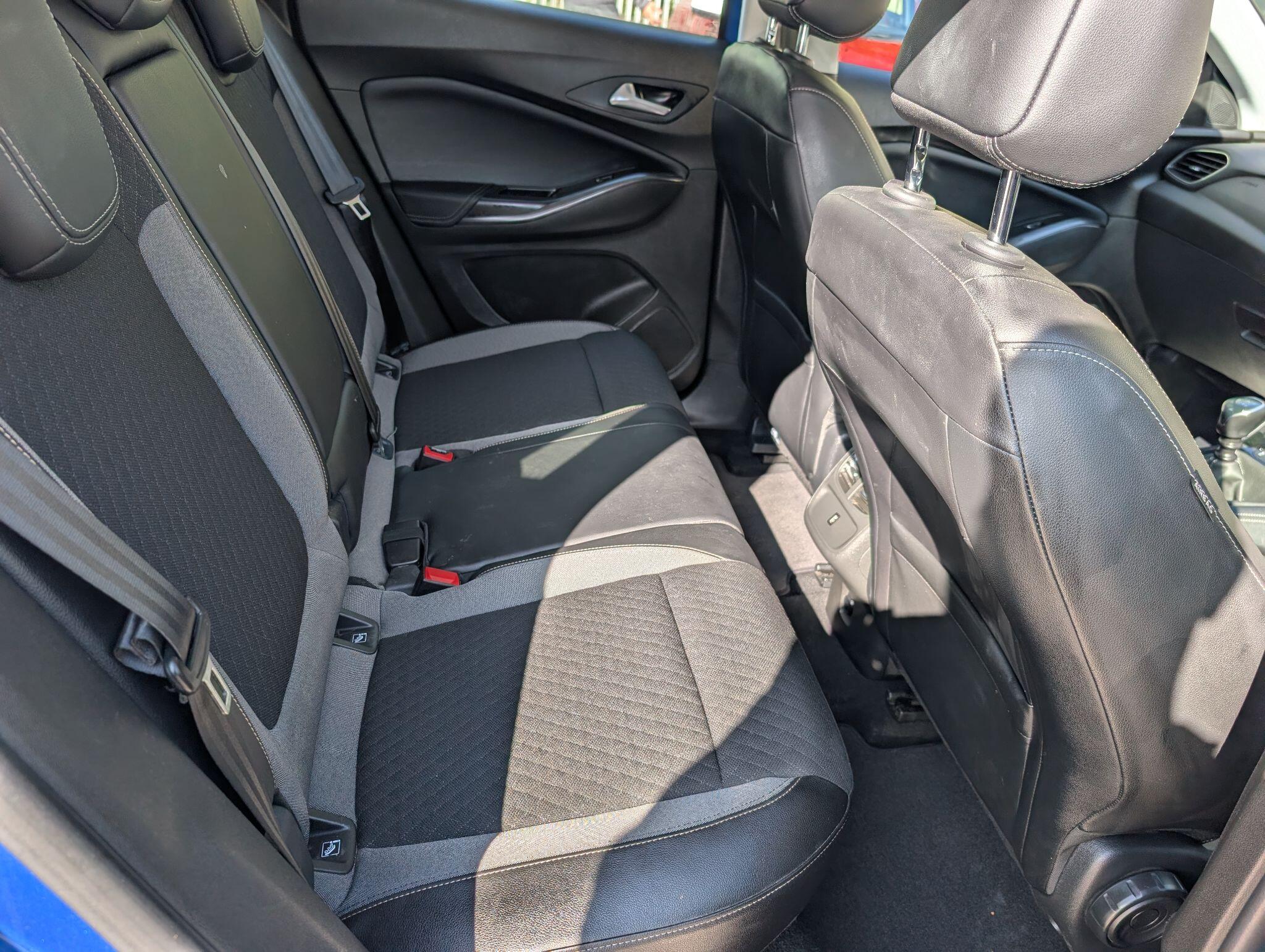 Vauxhall Grandland X view 16
