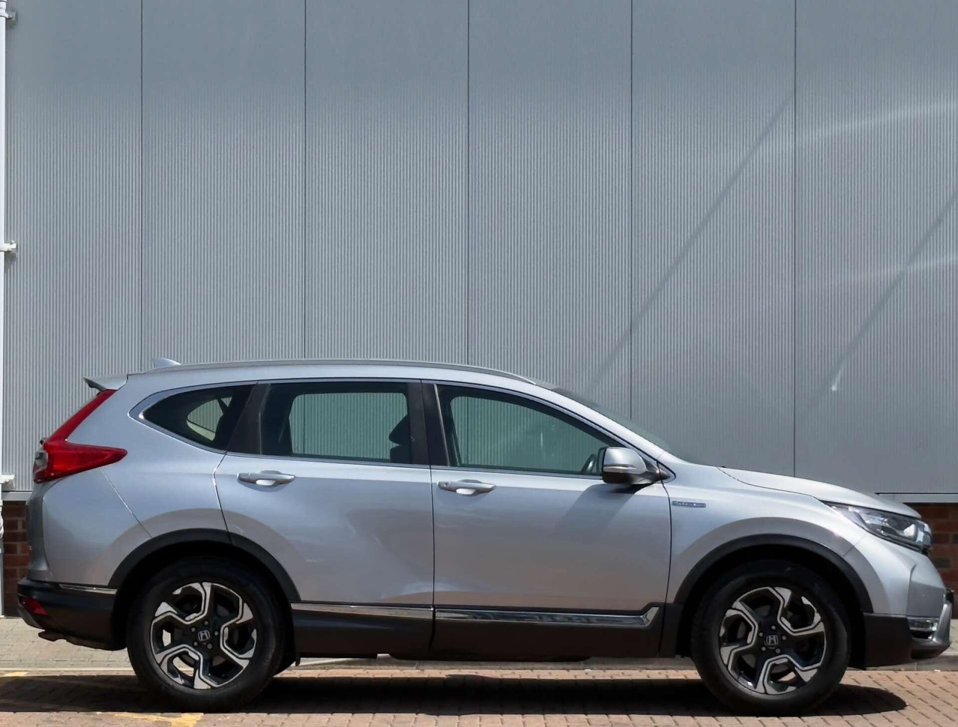 Honda CR-V view 9