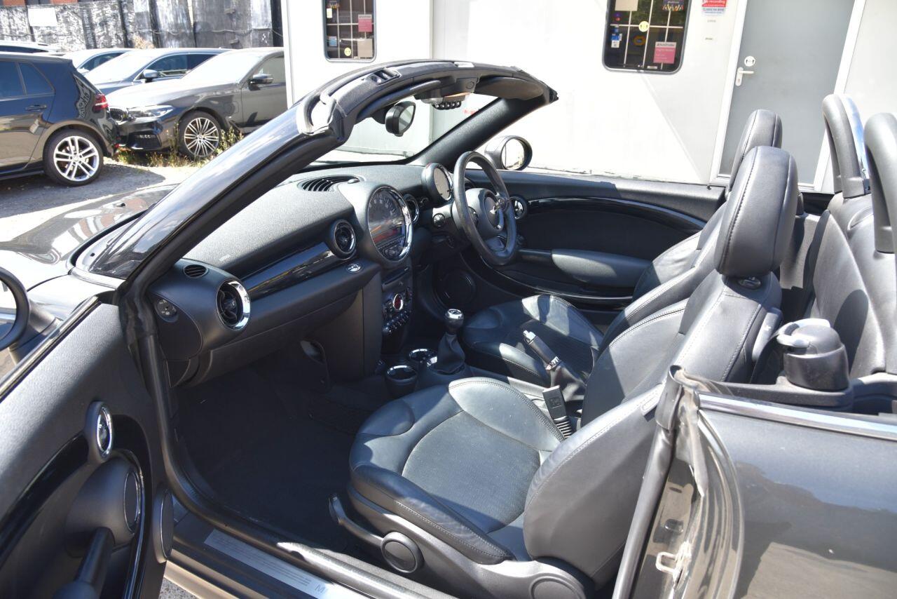 Mini Cooper view 19