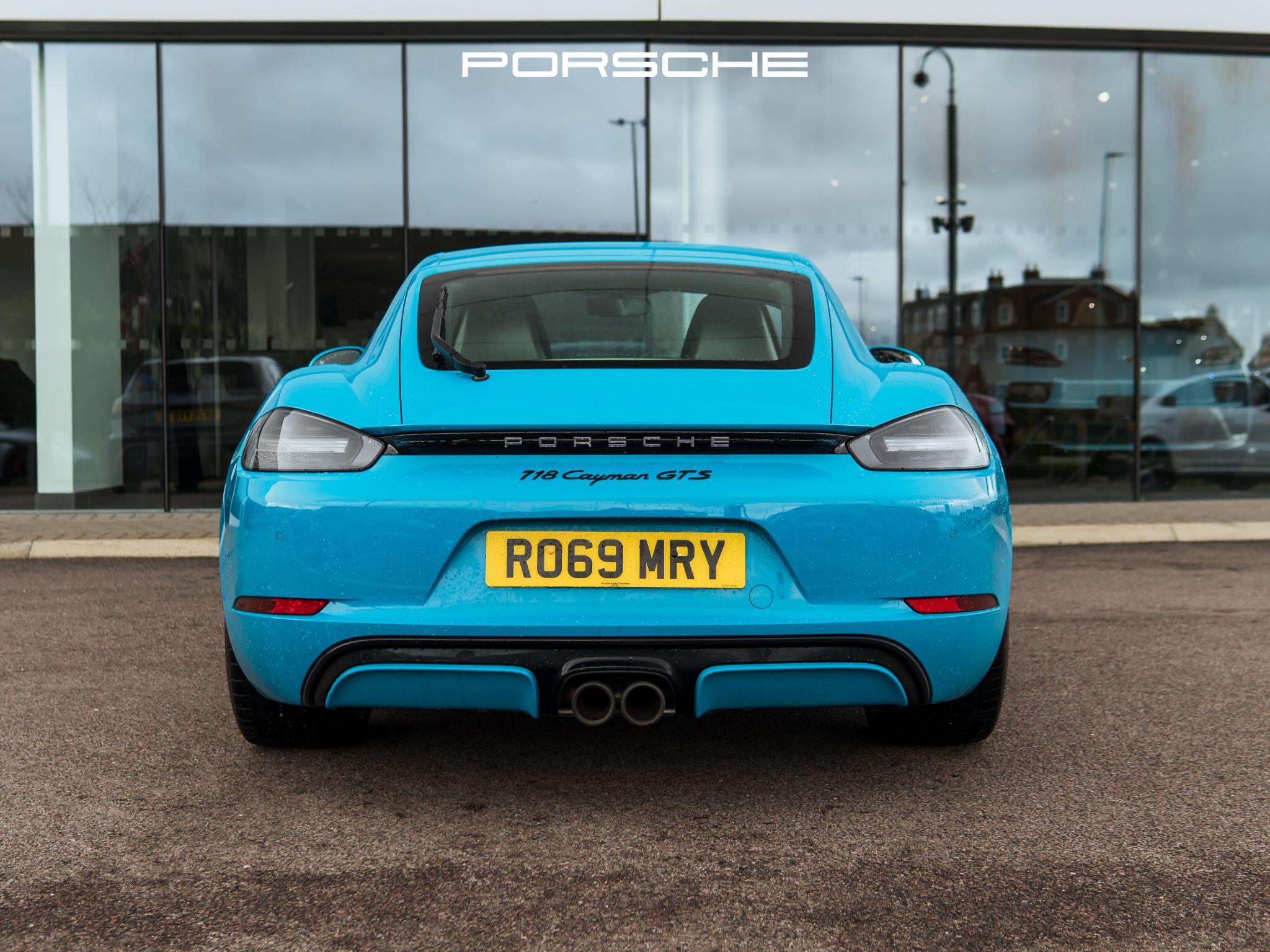 Porsche Cayman view 4