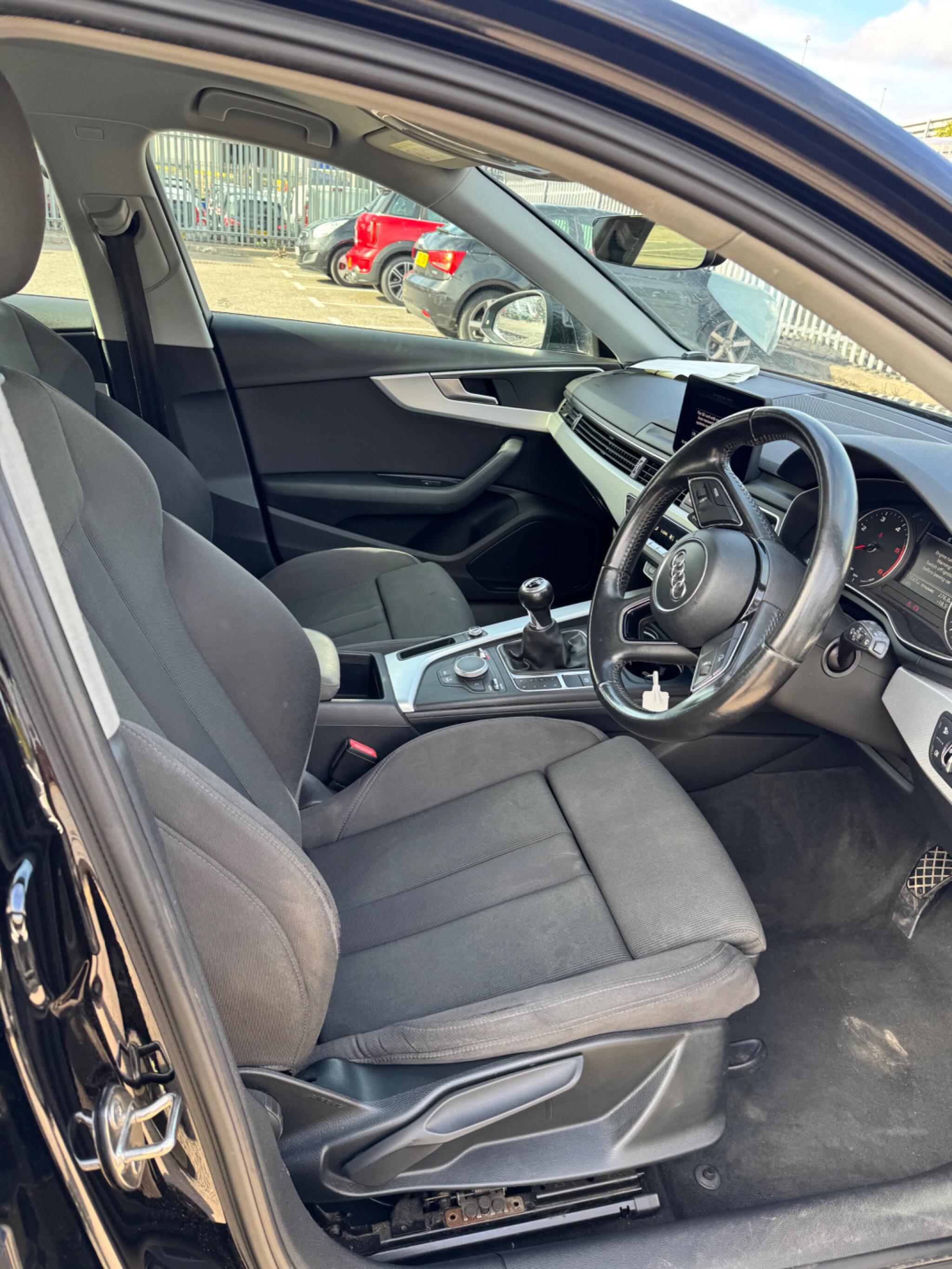 Audi A4 view 27