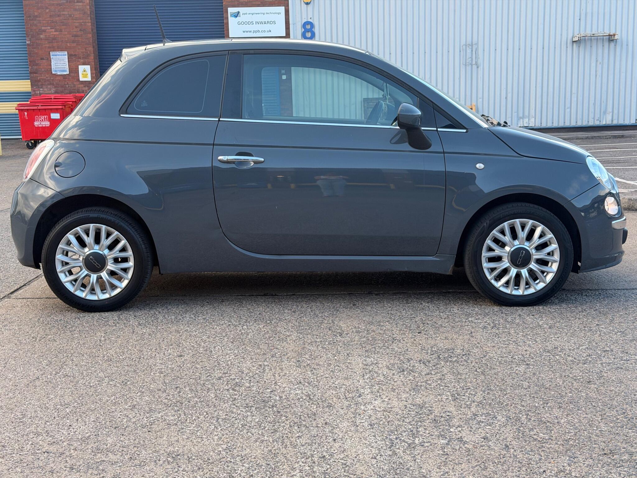 Fiat 500 view 22