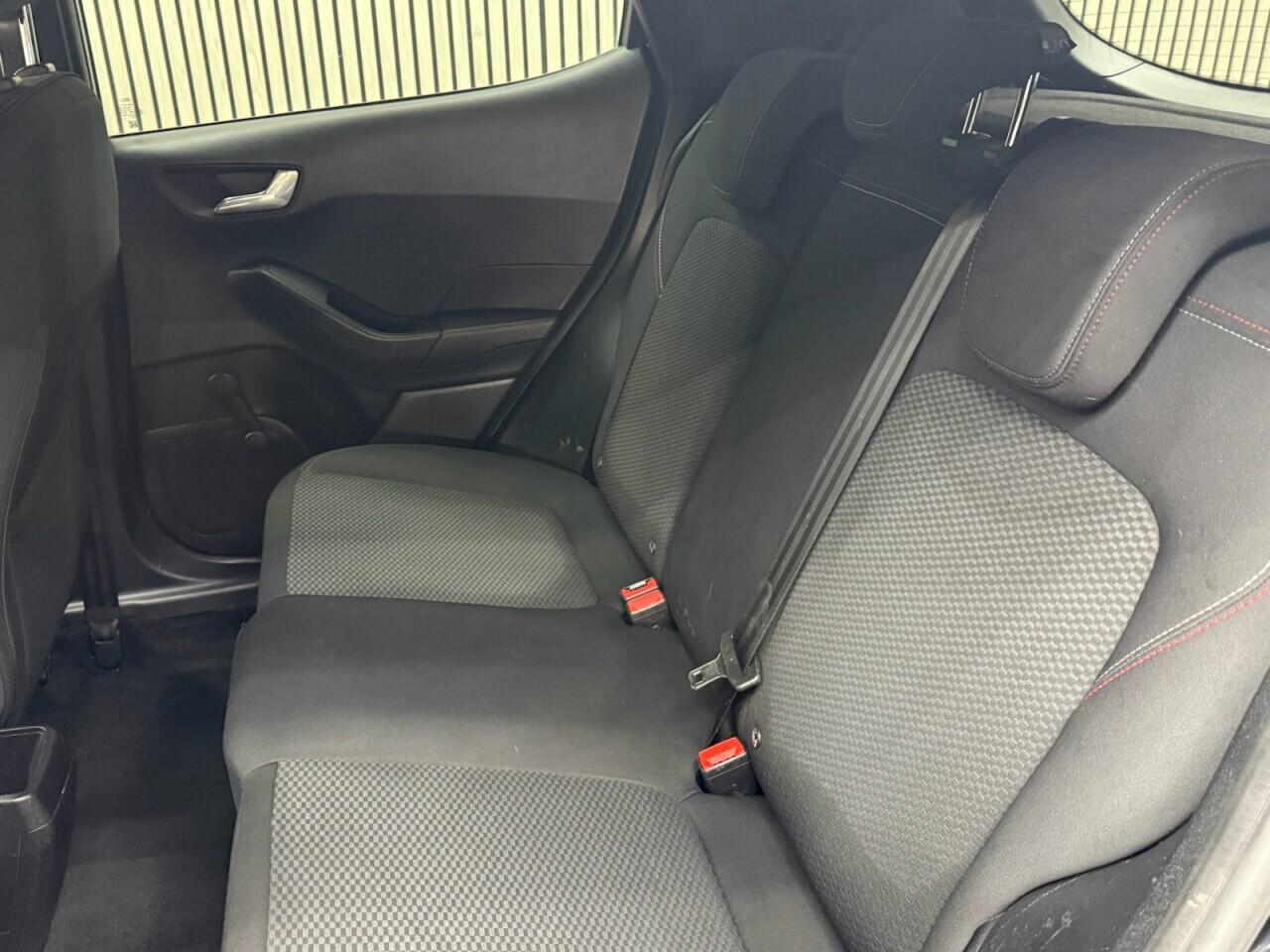 Ford Fiesta view 7