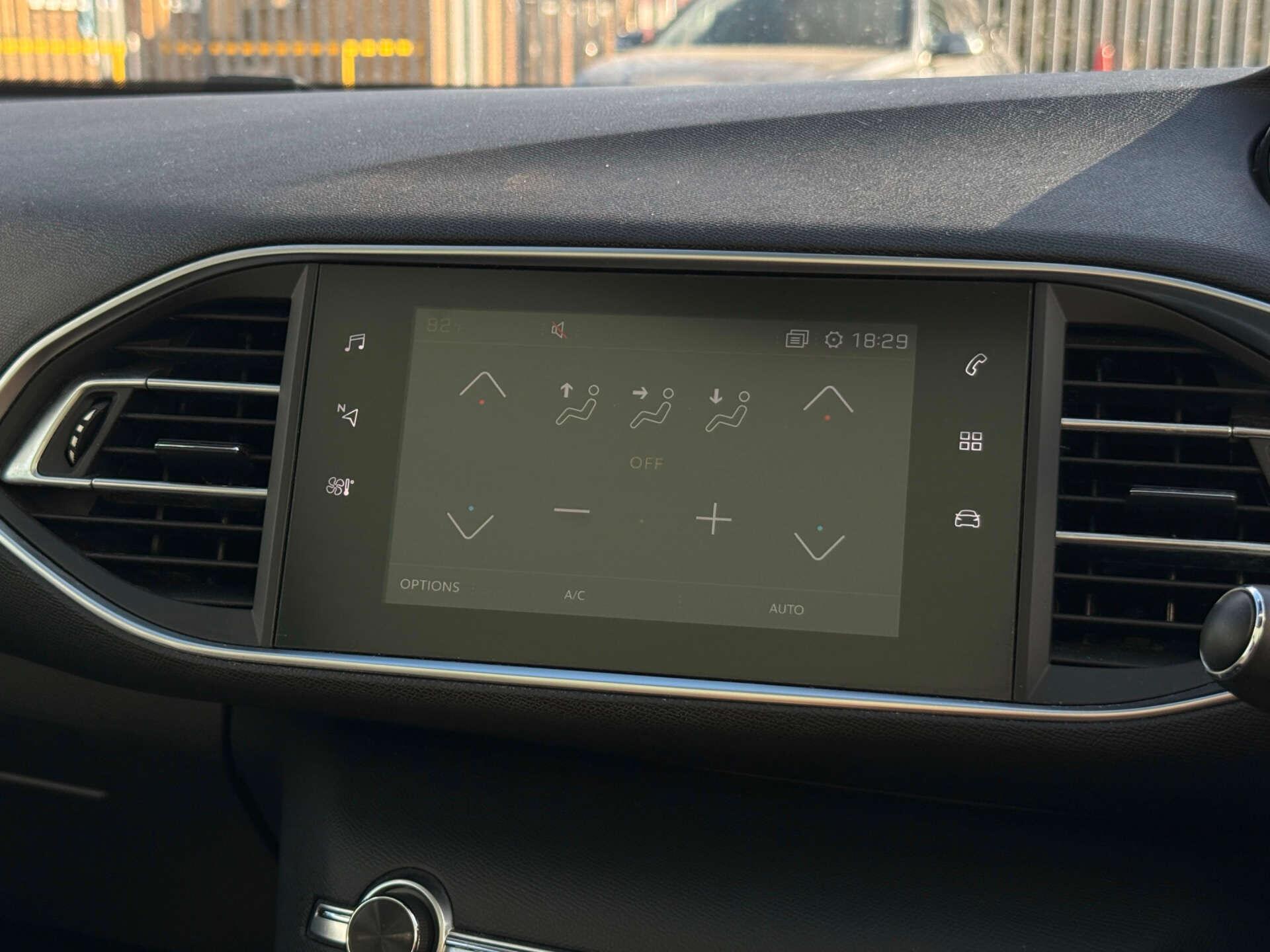 Peugeot 308 view 57
