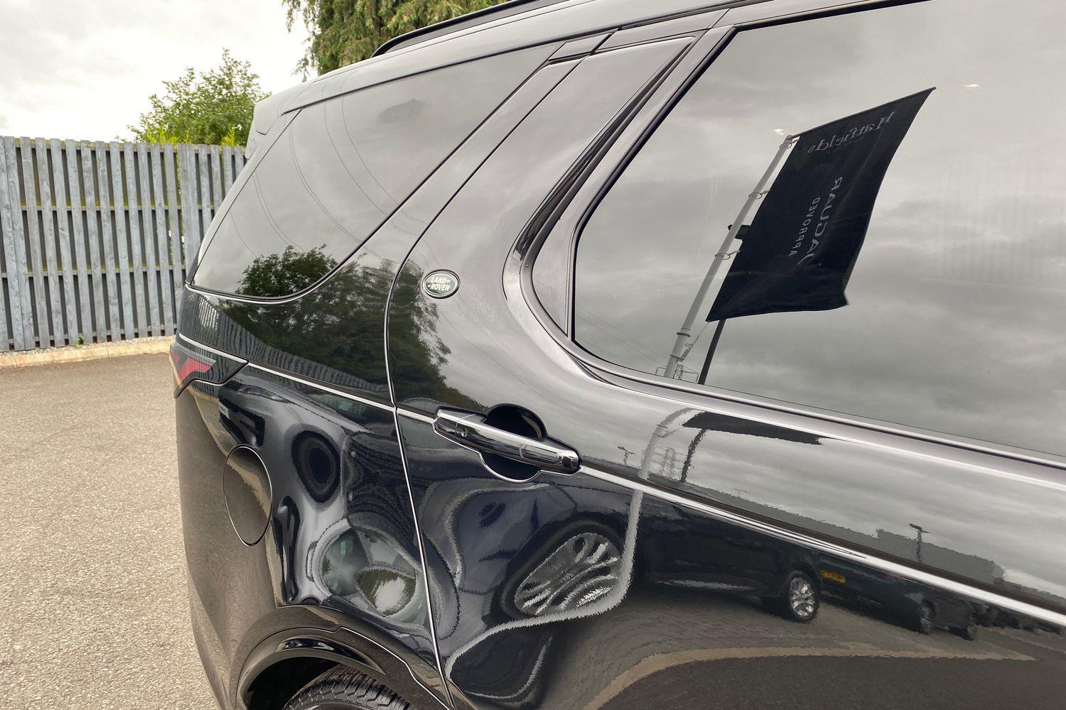 Land Rover Discovery view 37