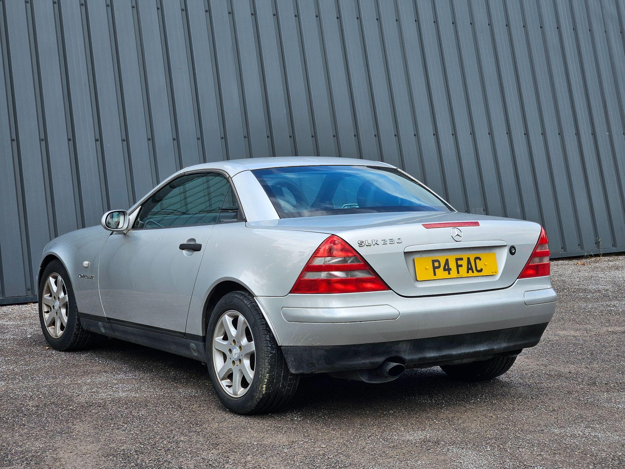 1996 Mercedes-Benz SLK image 10