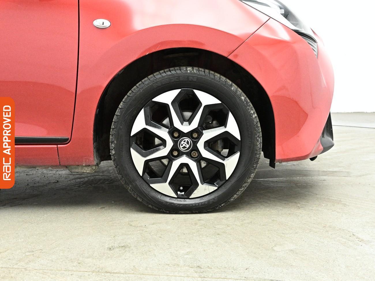 Toyota Aygo view 25