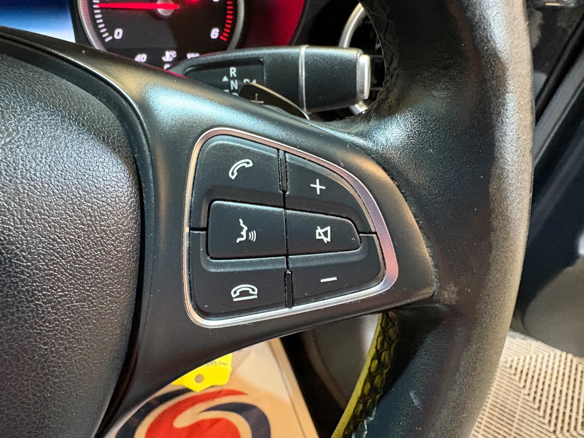 Mercedes-Benz C Class view 61