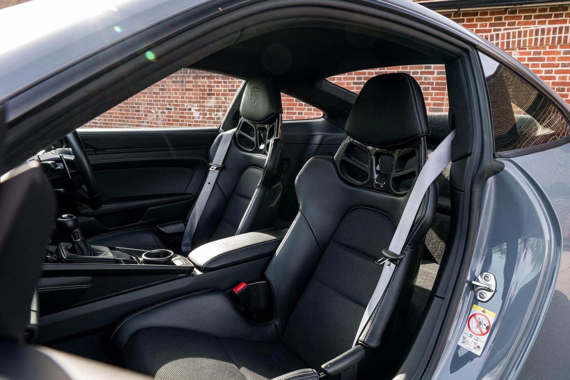 Porsche 911 view 61