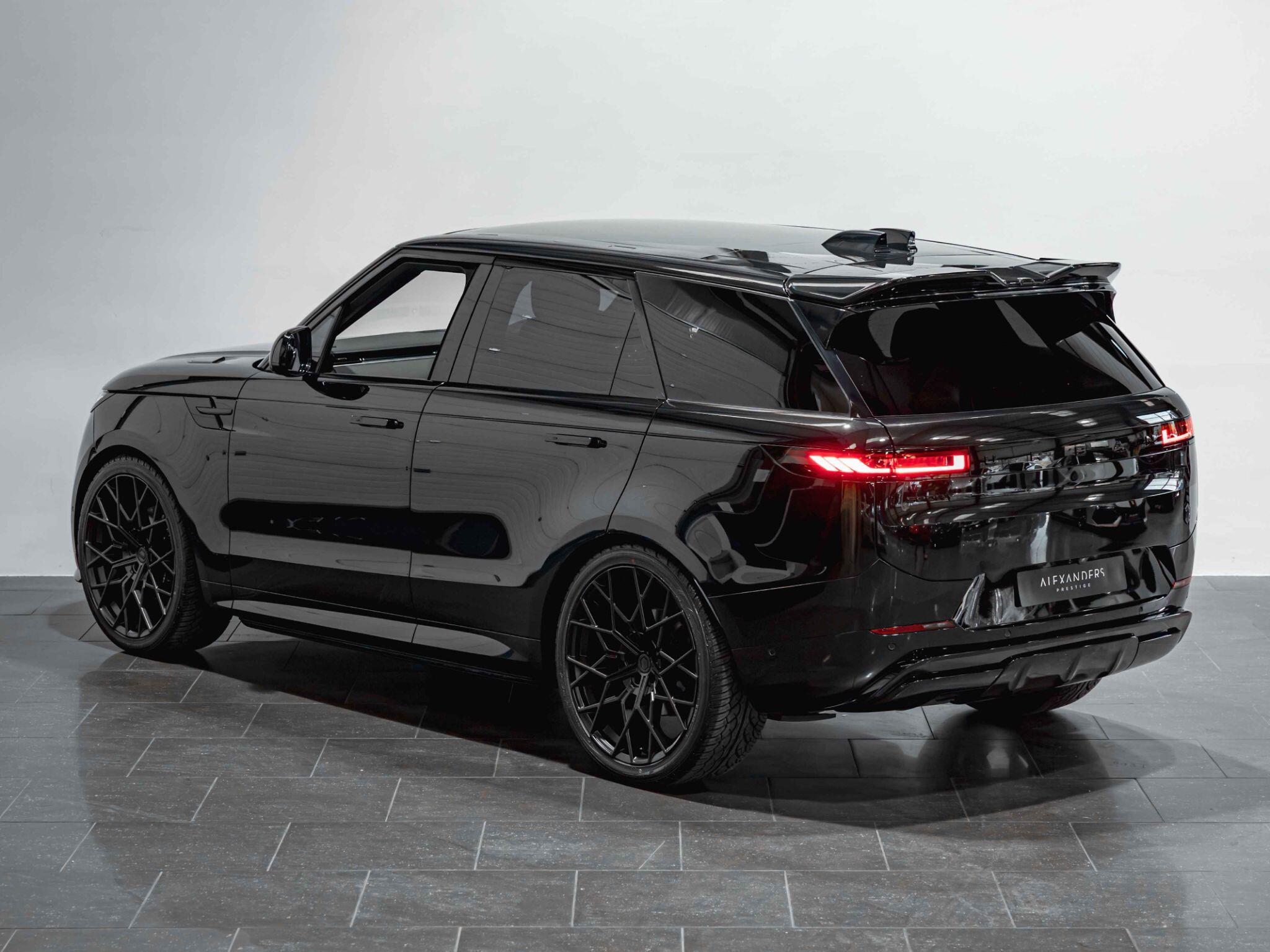 Land Rover Range Rover Sport view 5