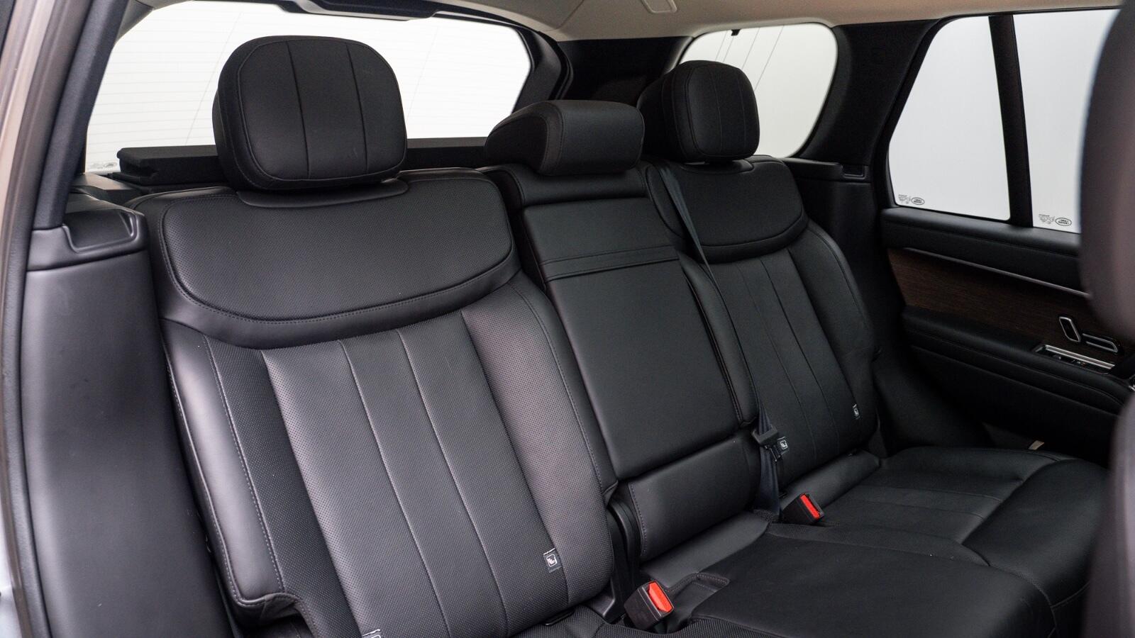 Land Rover Range Rover view 8