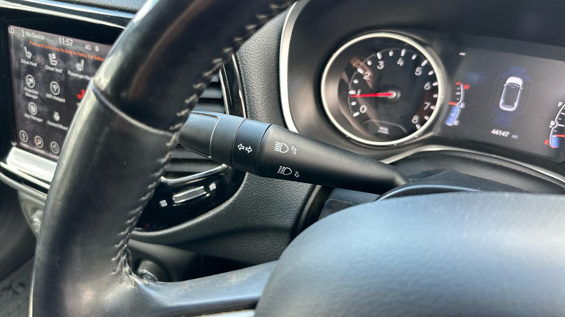 Jeep Compass view 56