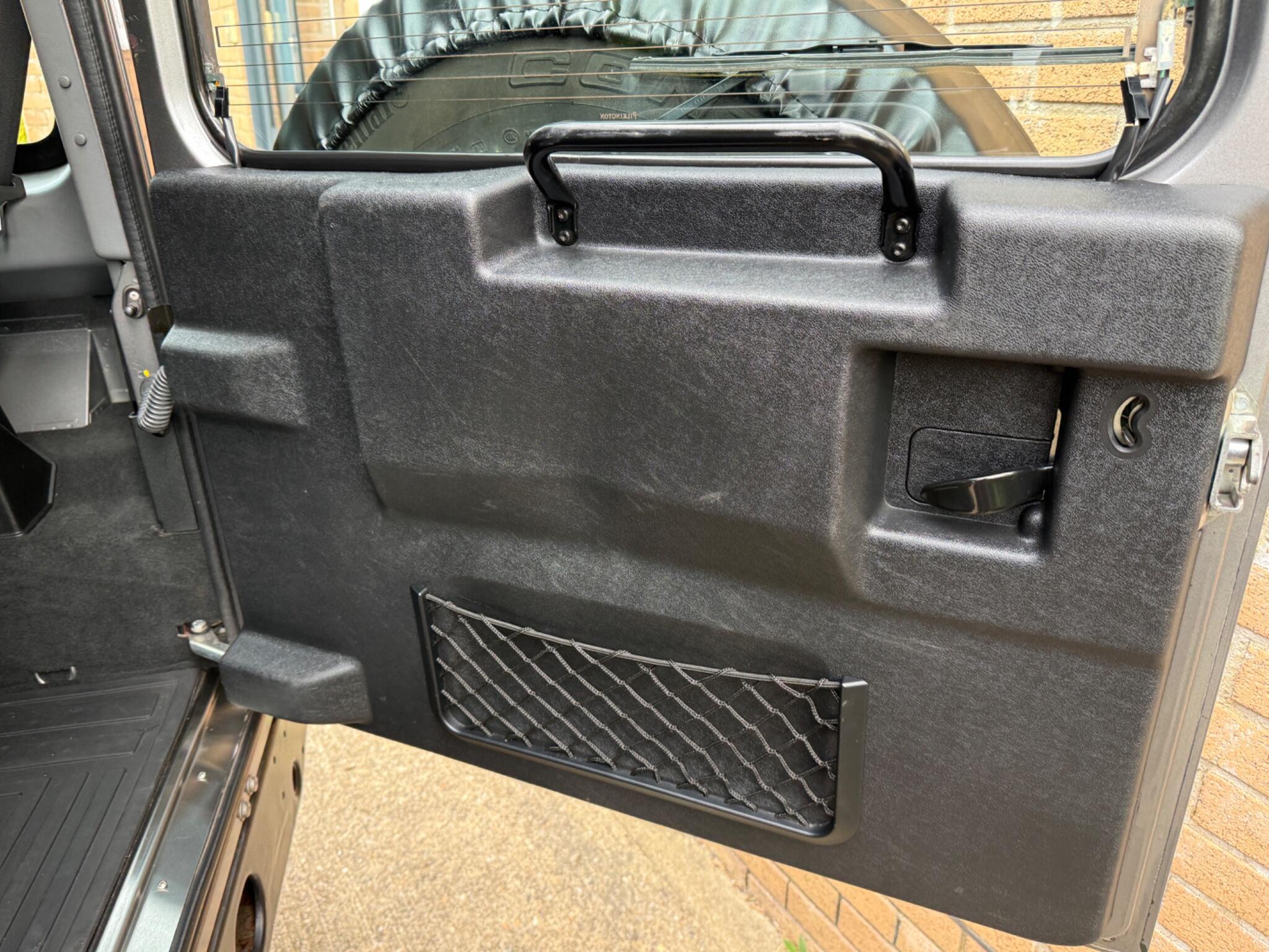 Land Rover Defender view 20