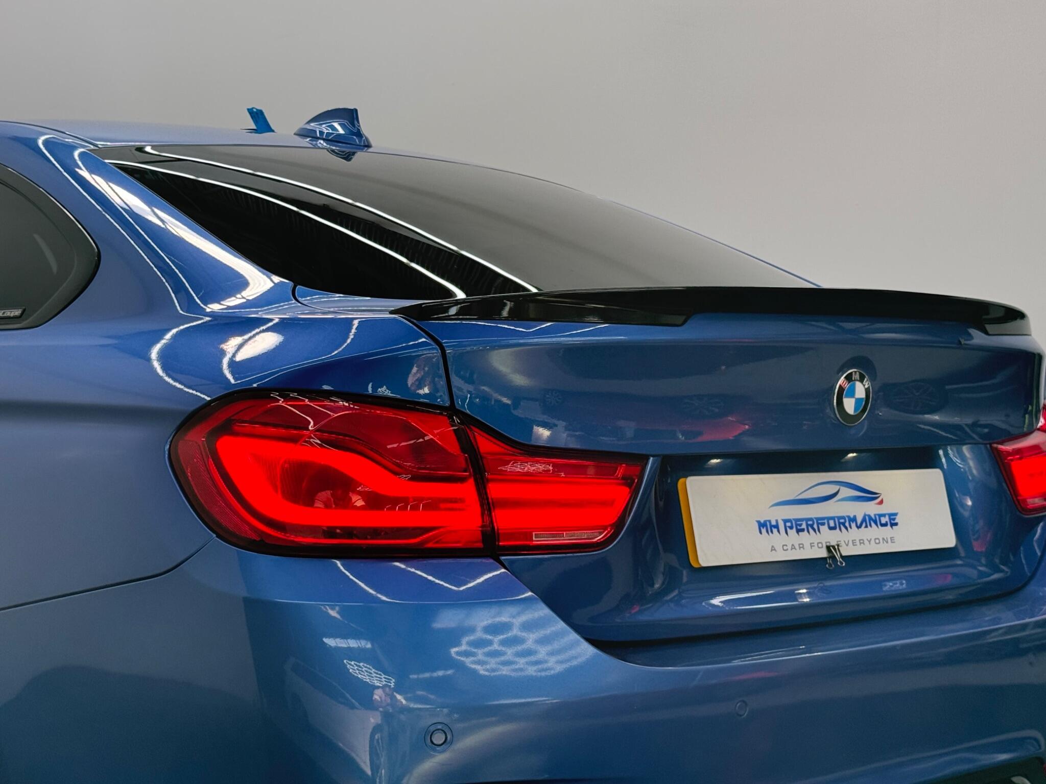 BMW 4 Series view 16