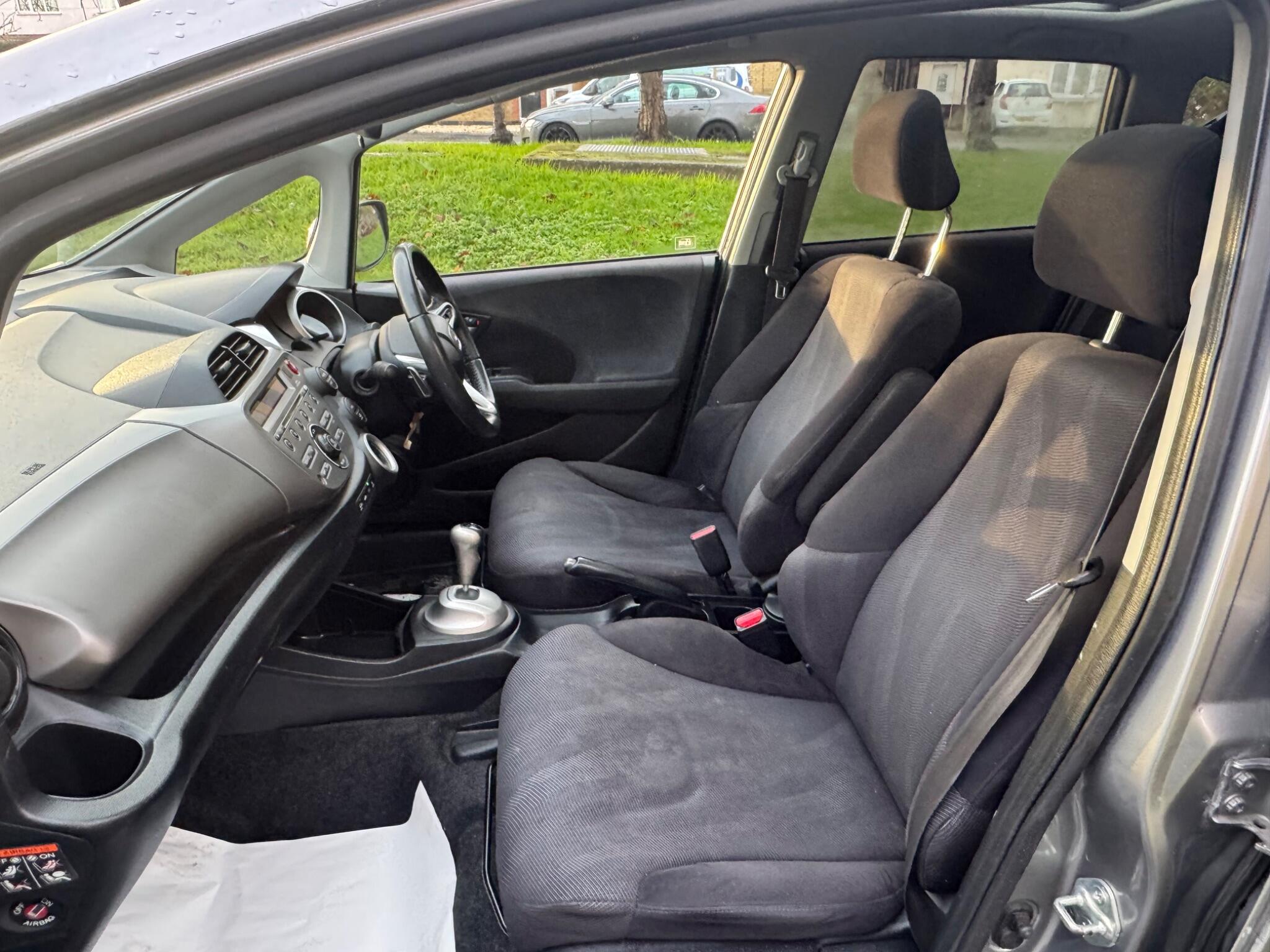 2010 Honda Jazz image 27