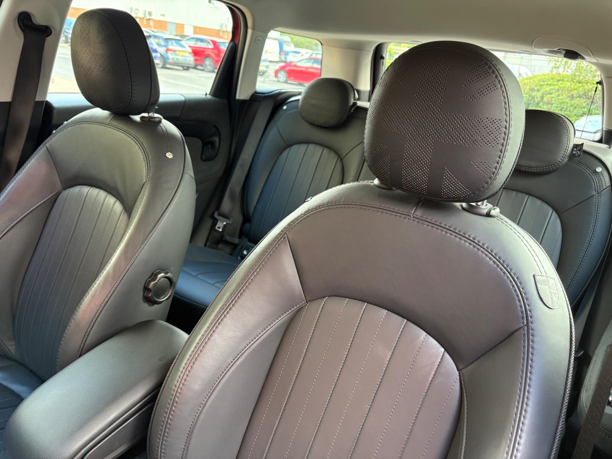 Mini Countryman view 19