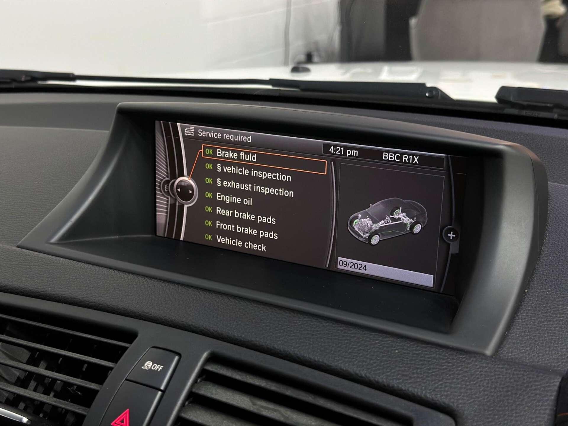 BMW 1 Series view 20