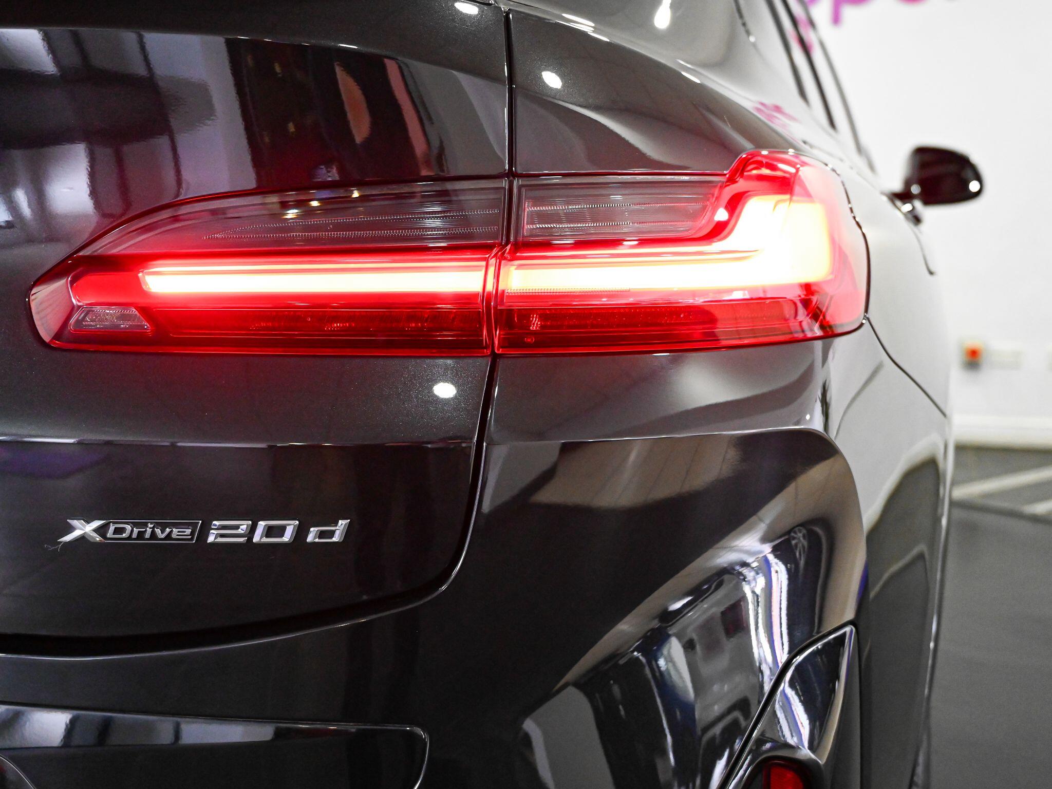 BMW X4 view 26