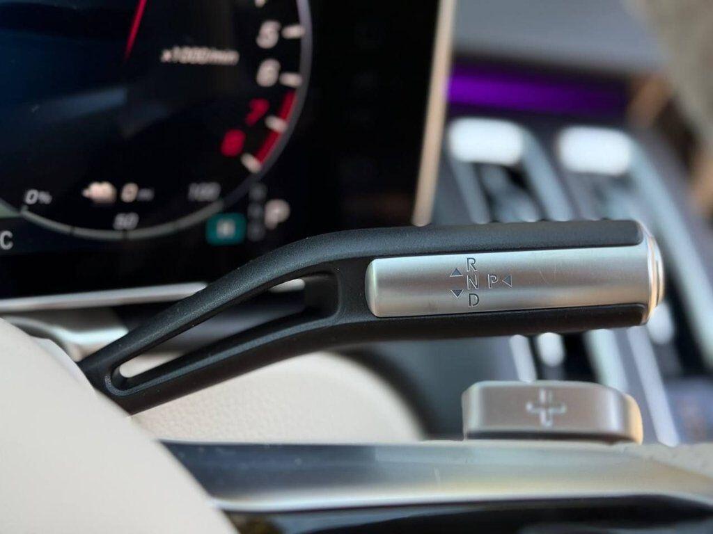 Mercedes-Benz S Class view 60