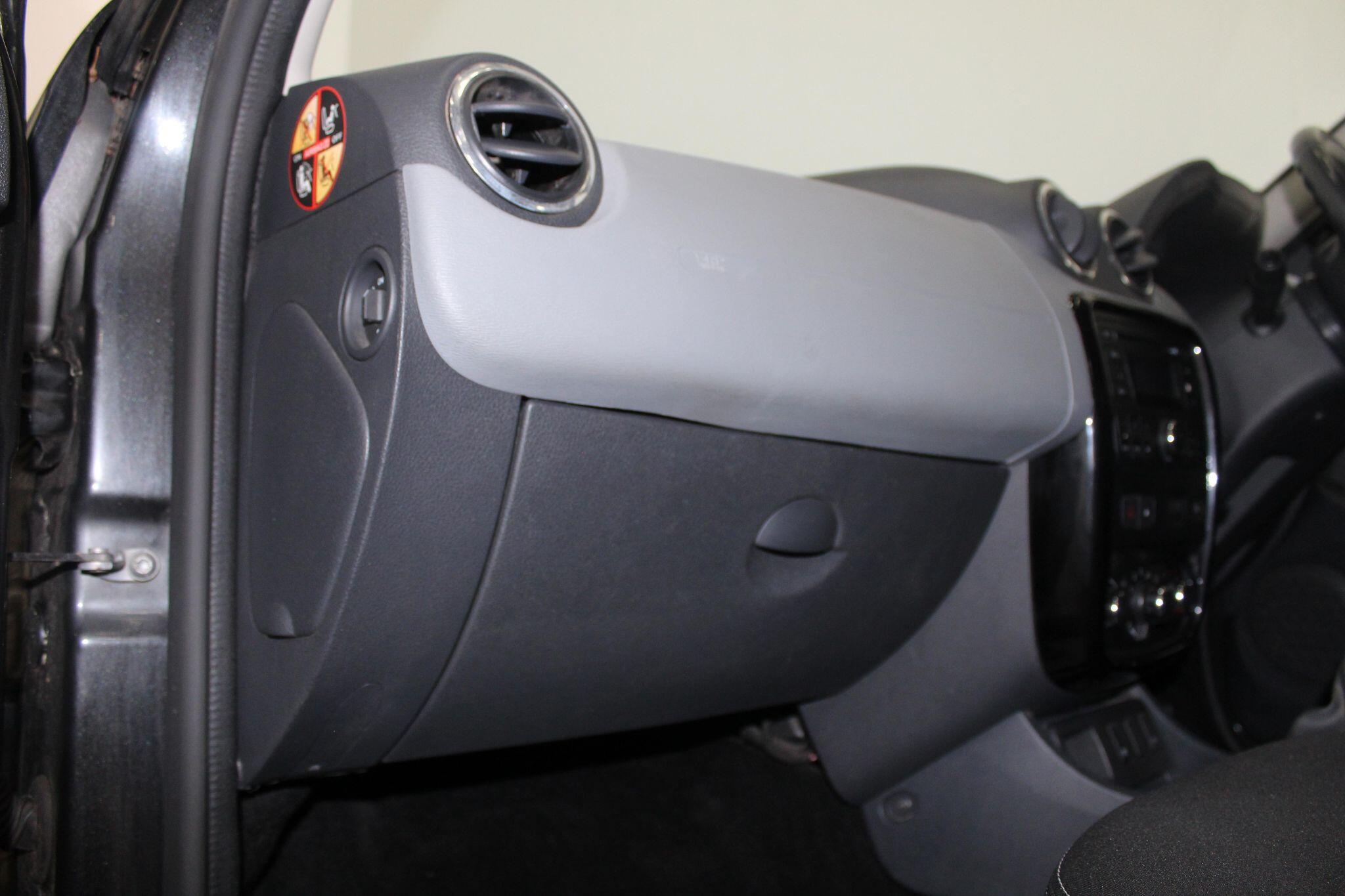 Dacia Duster view 30