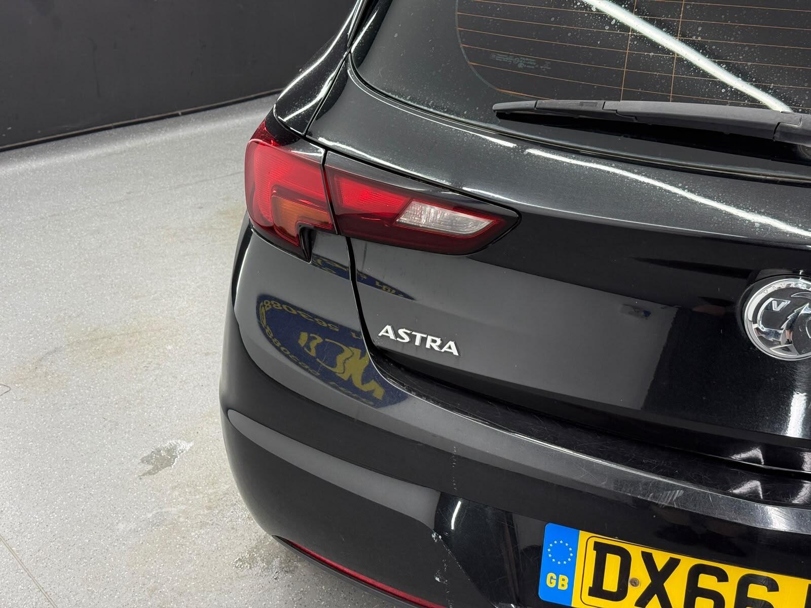 Vauxhall Astra view 10