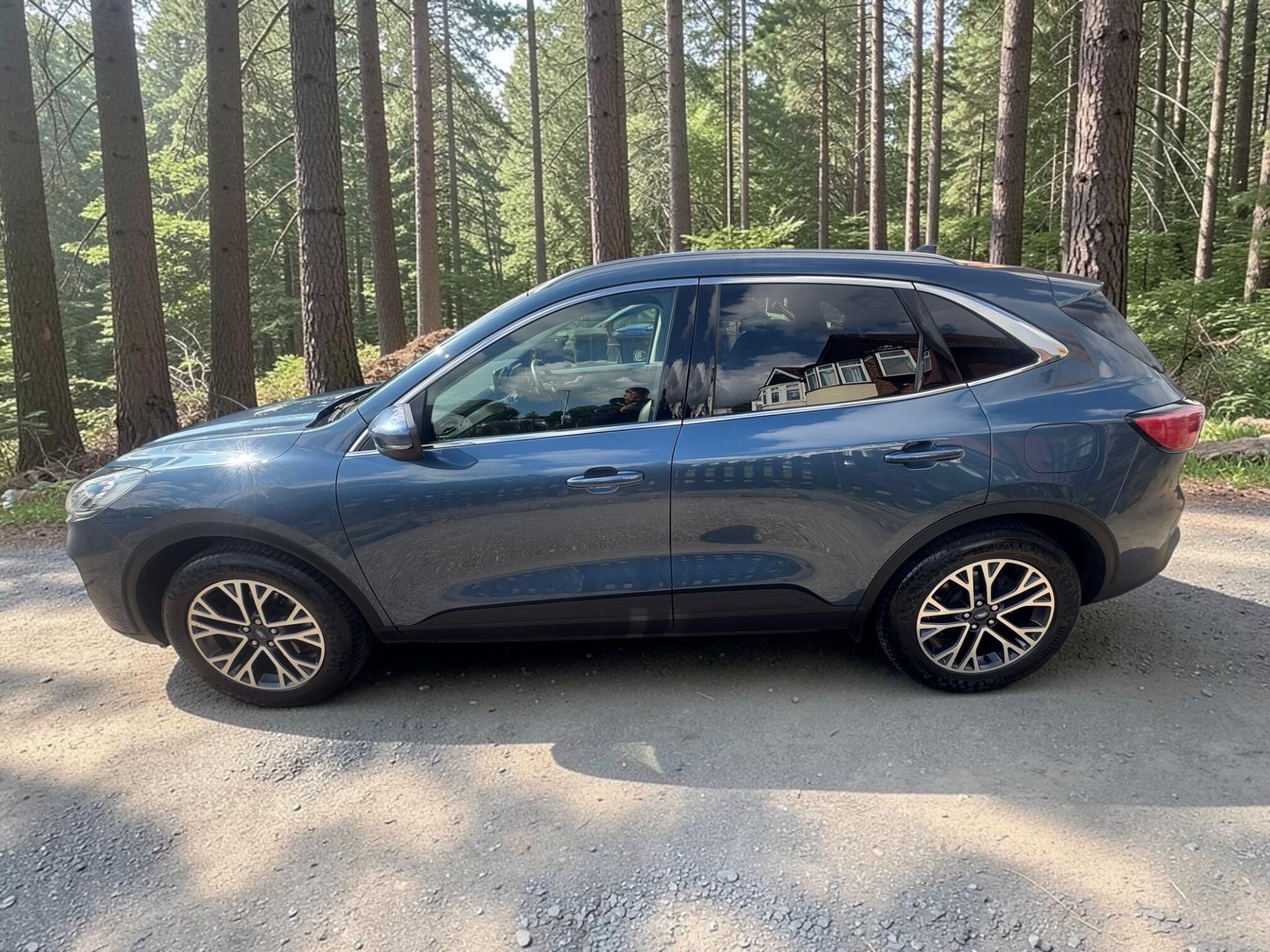 Ford Kuga view 12